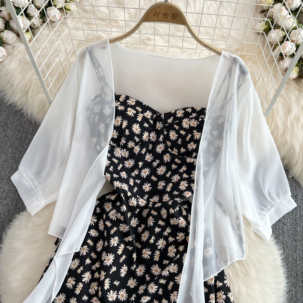 2023 Summer Floral Spaghetti Strap Dress Two Piece Set - Women's Floral Print Crop Top & Skirt Outfit for Beach, Vacation & Date Night