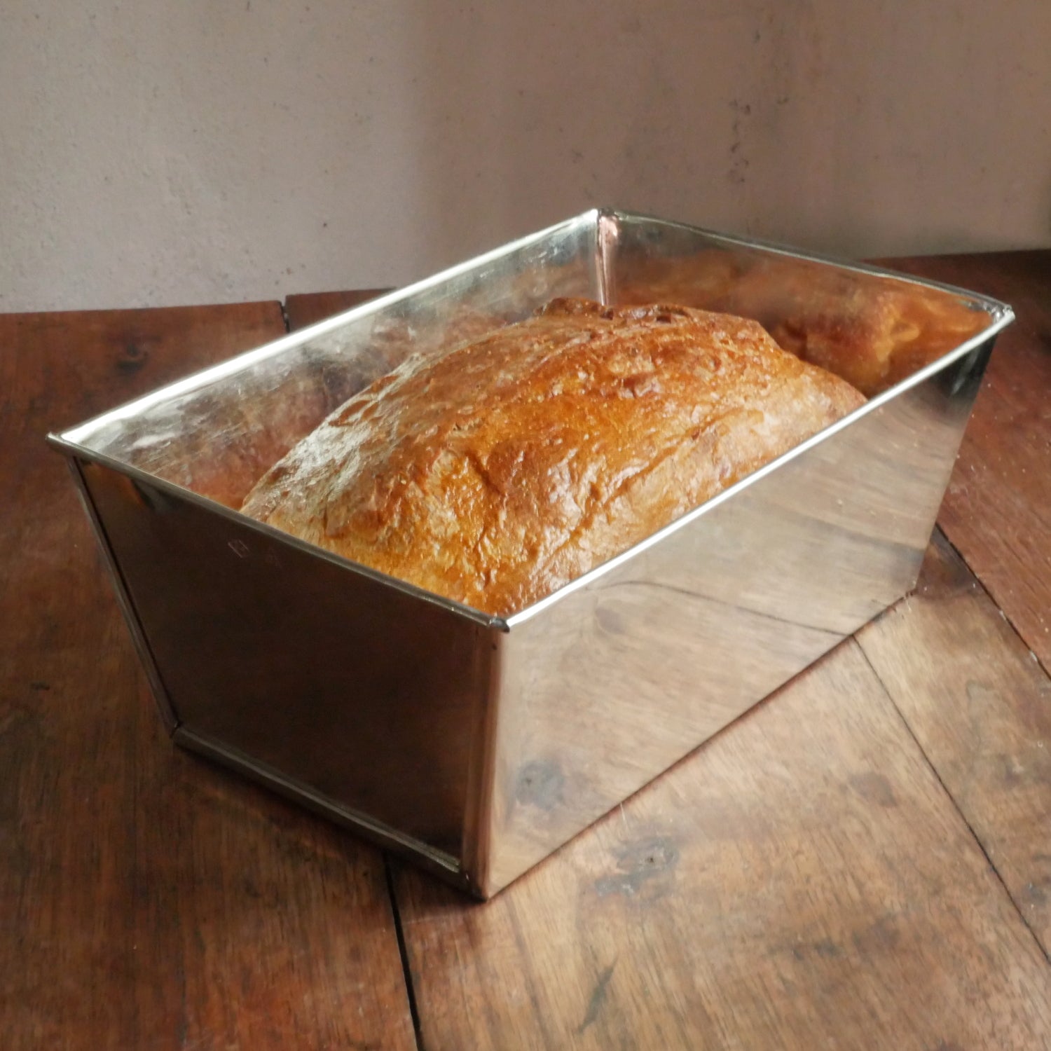 Non-Stick Tin Bread Loaf Pan - 9x5 Inch Baking Pan for Homemade Bread, Perfect for Sourdough, Banana Bread & Artisan Loaves - Ideal for Oven, Kitchen & Gift Giving