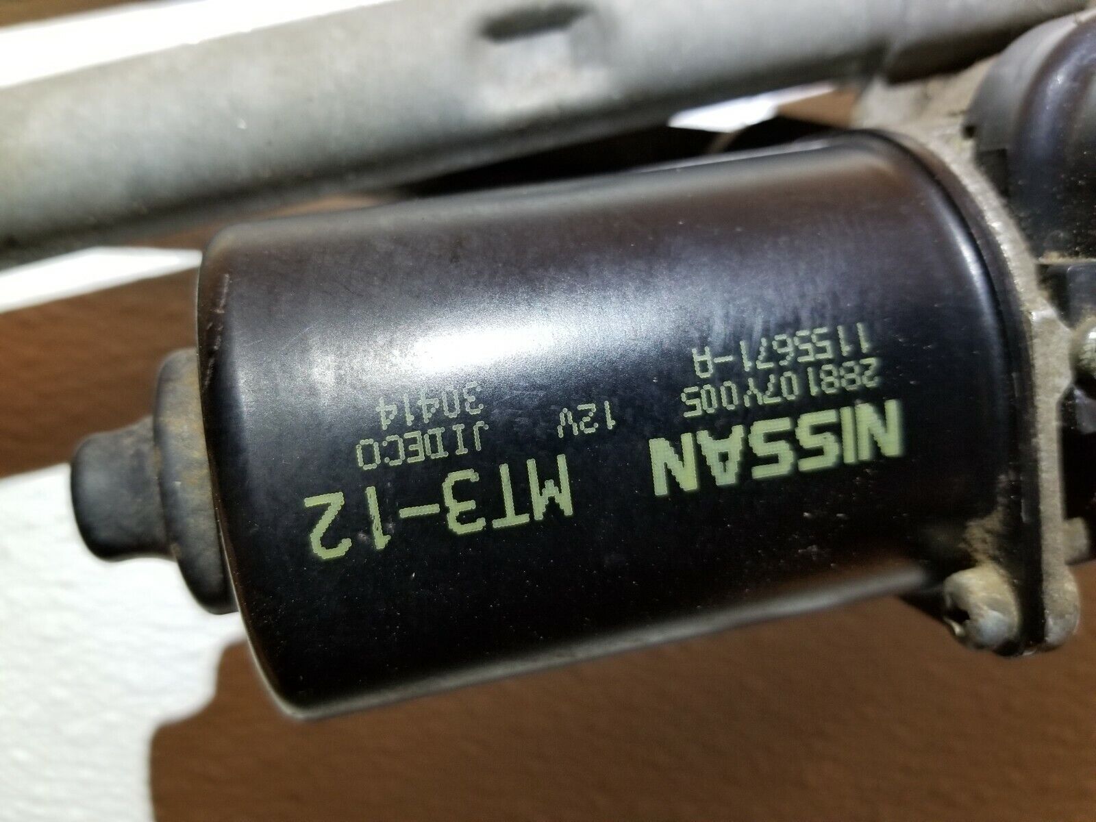2004-2008 Nissan Maxima OEM Windshield Wiper Motor with Linkage - Replacement Part for Smooth Wiper Operation in Rain & Snow