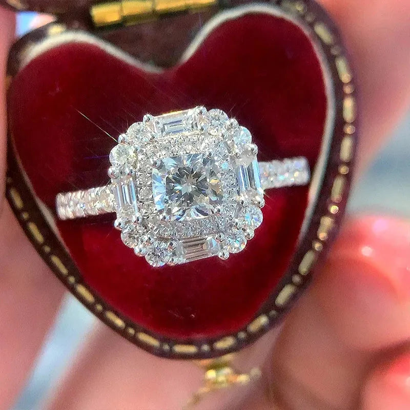 18K Solid Gold Square Engagement Ring with 1.20ct White Diamonds - Upscale Trendy Jewelry for Senior Party, Anniversary & Wedding - Aazuo Fine Jewelry Collection