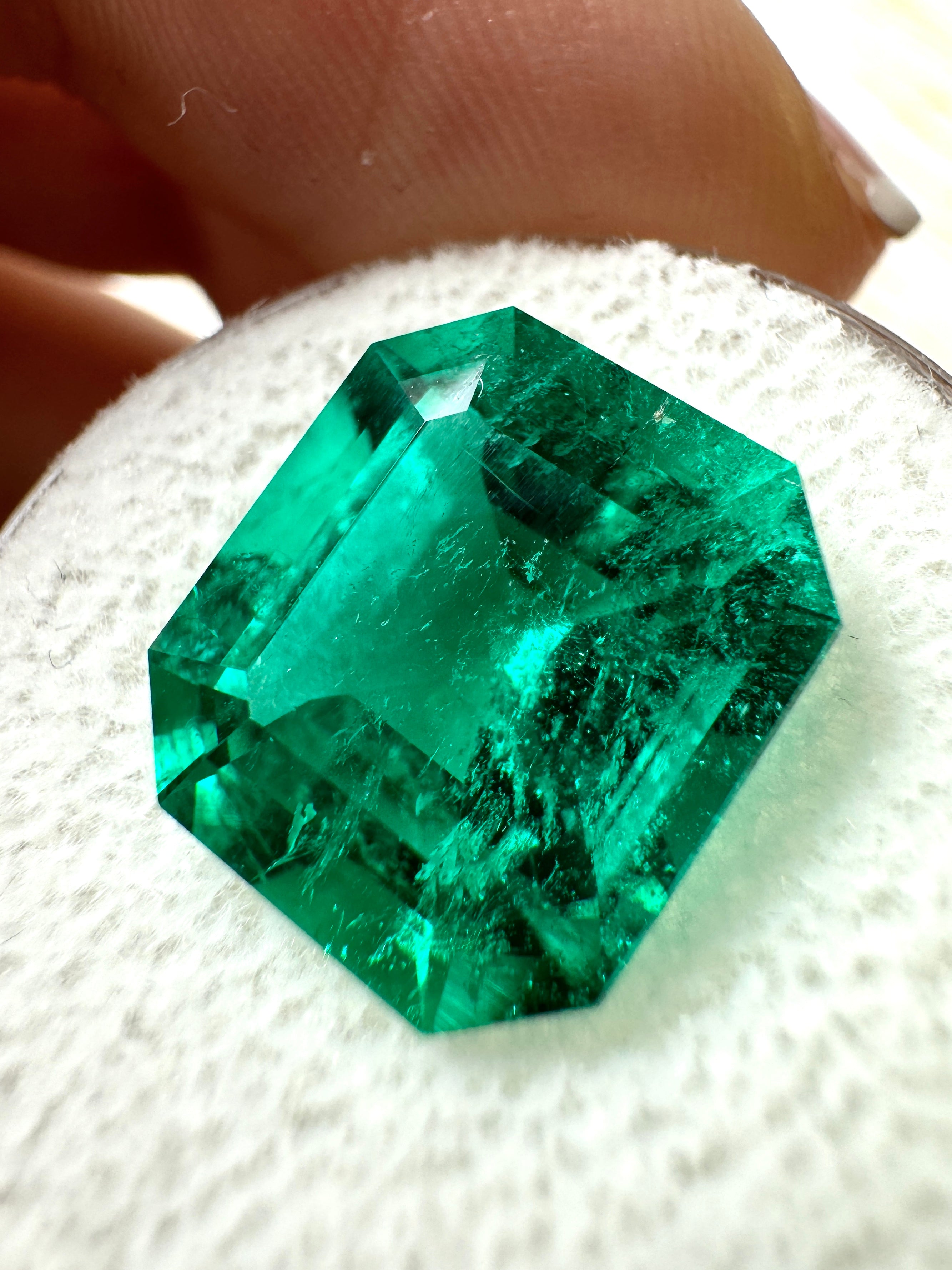 7.51 Carat GIA Certified 13x12mm Natural Loose Colombian Emerald - Emerald Cut, Investment Grade Gemstone for Jewelry Making, Engagement Rings & Luxury Collections