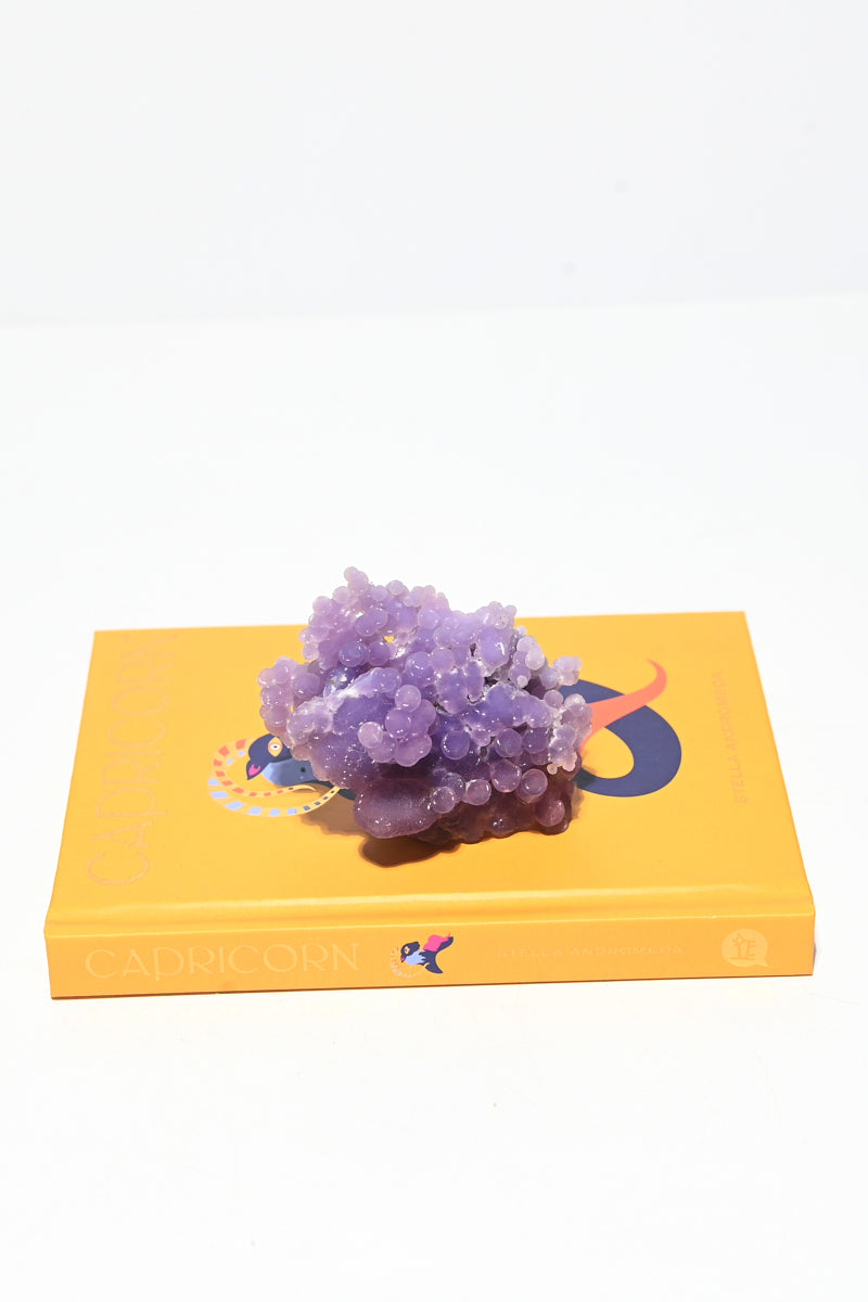 Natural Grape Agate Crystal Cluster - Healing Stone for Meditation, Home Decor & Spiritual Gifts | Perfect for Yoga, Reiki & Crystal Collections