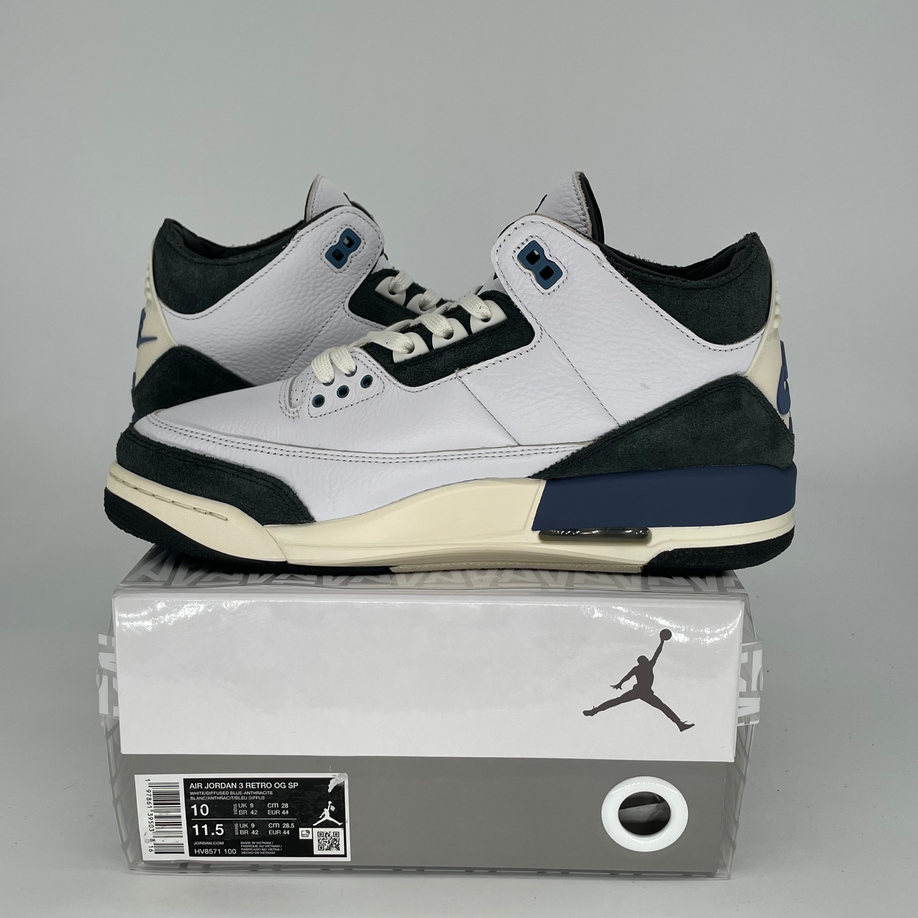 Original Air Jordan 3 Retro 'A Ma Maniére' Diffused Blue - Men's Size 10/Women's 11.5 (HV8571-100) - Authentic Sneakers for Basketball & Streetwear Fashion