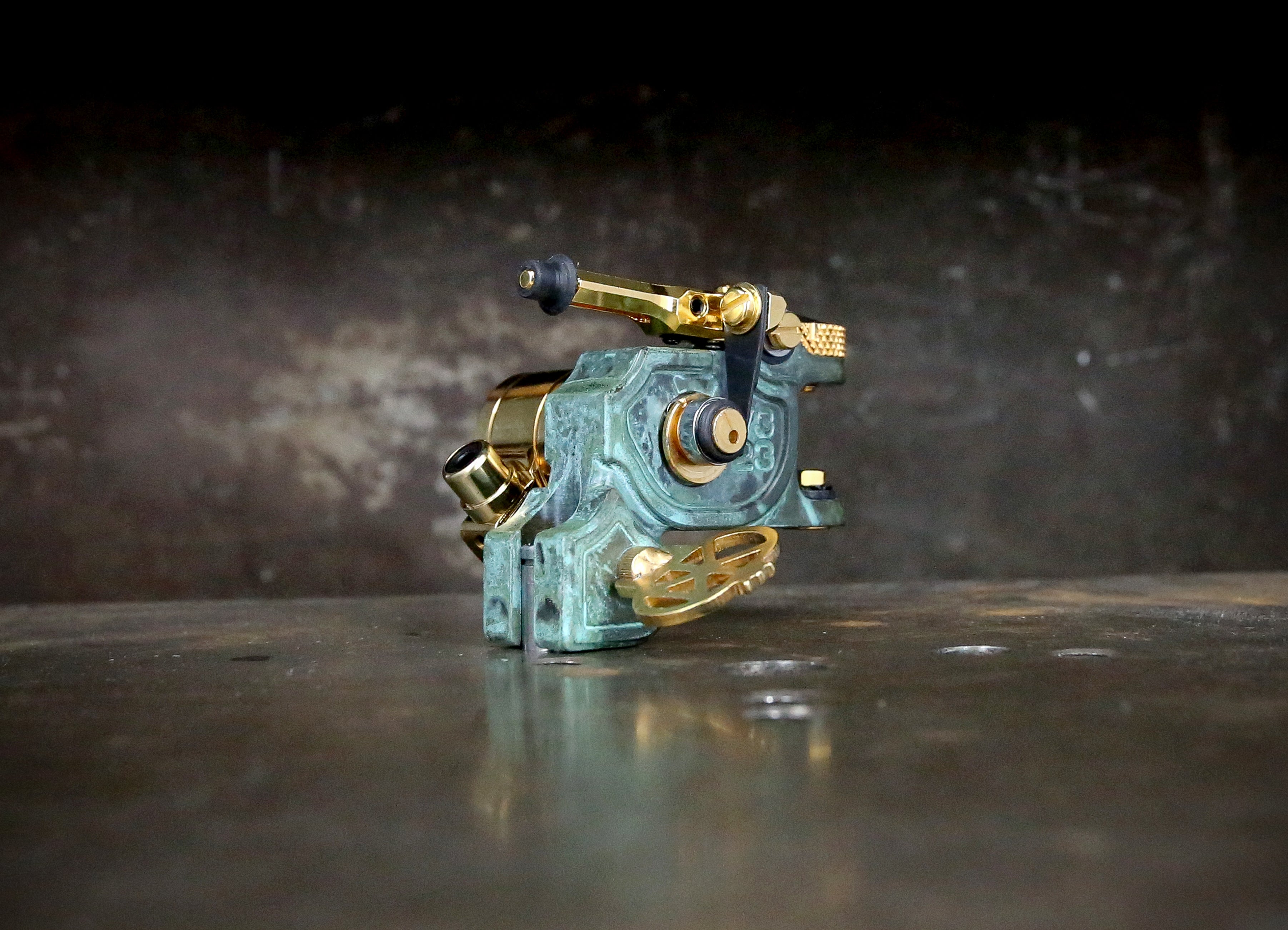 Dan Kubin V3/23 Sidewinder Verdigris x Gold RCA Cable - High-End Audio Connector for Turntables, Hi-Fi Systems & Professional Studio Equipment