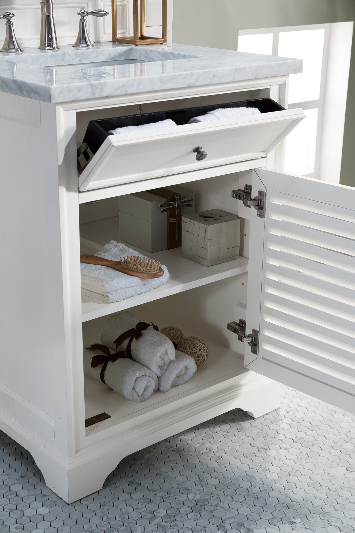 Savannah 26-Inch Bright White Bathroom Vanity with 3CM Carrara Marble Top - Perfect for Modern Master Bathrooms & Powder Rooms