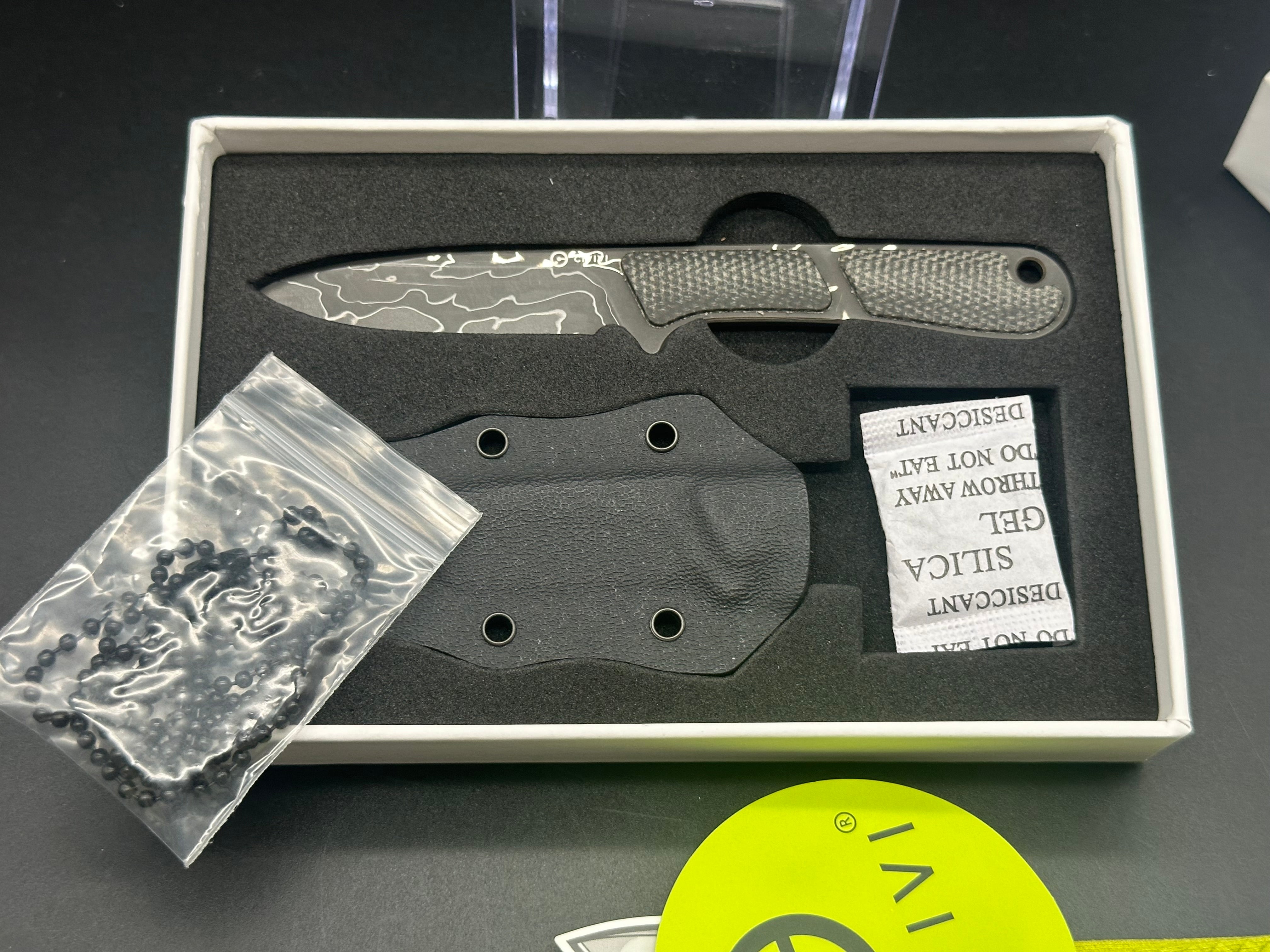 CIVIVI Mini Elementum Fixed Blade Knife - Dark Green Canvas Micarta Handle, Damascus Steel Drop Point - Perfect for Camping, Hiking & Outdoor Adventures