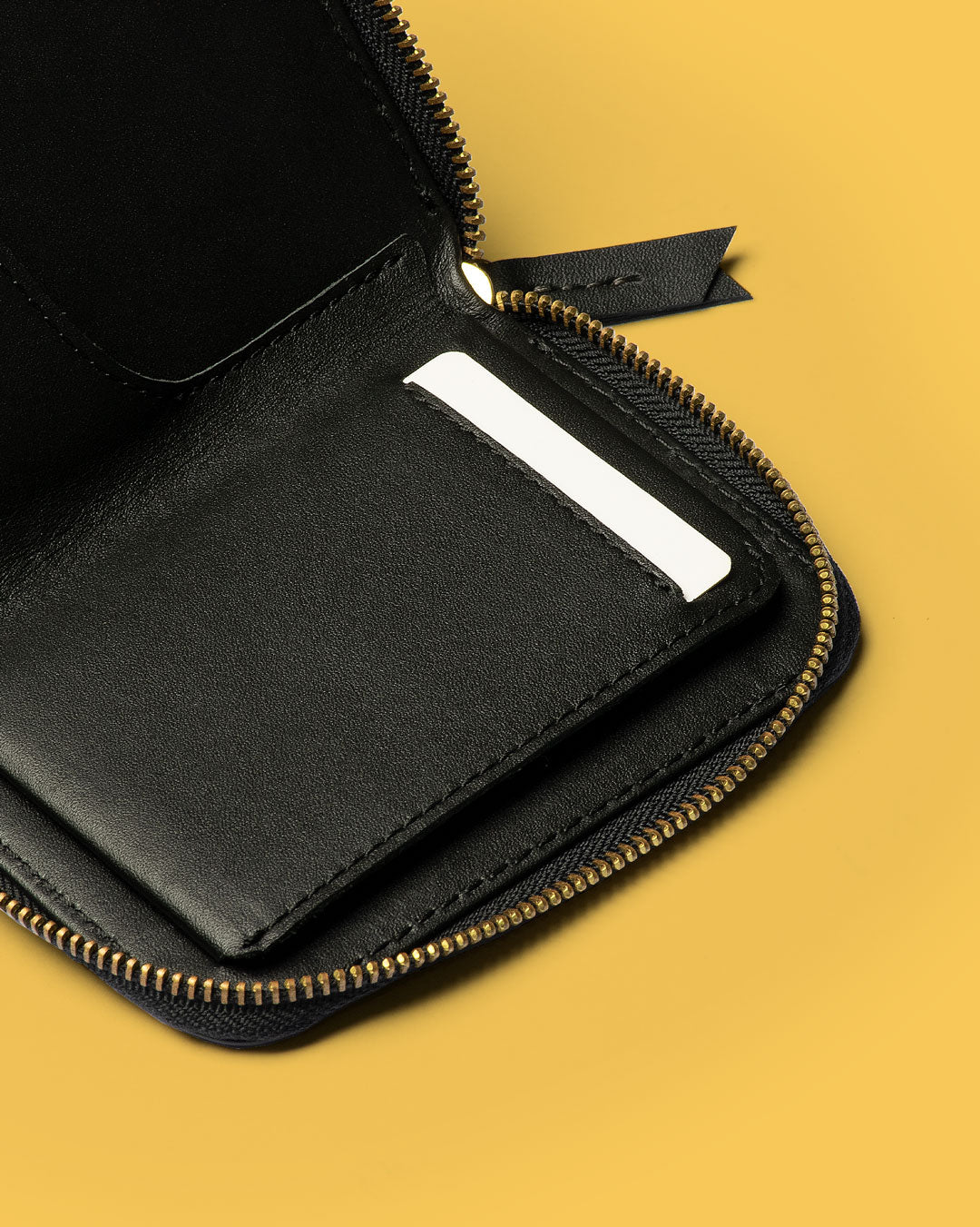Compact Zipper Mini Wallet for Women & Men - Slim RFID Blocking Travel Wallet with Coin Pocket - Perfect for Everyday Use, Travel & Business