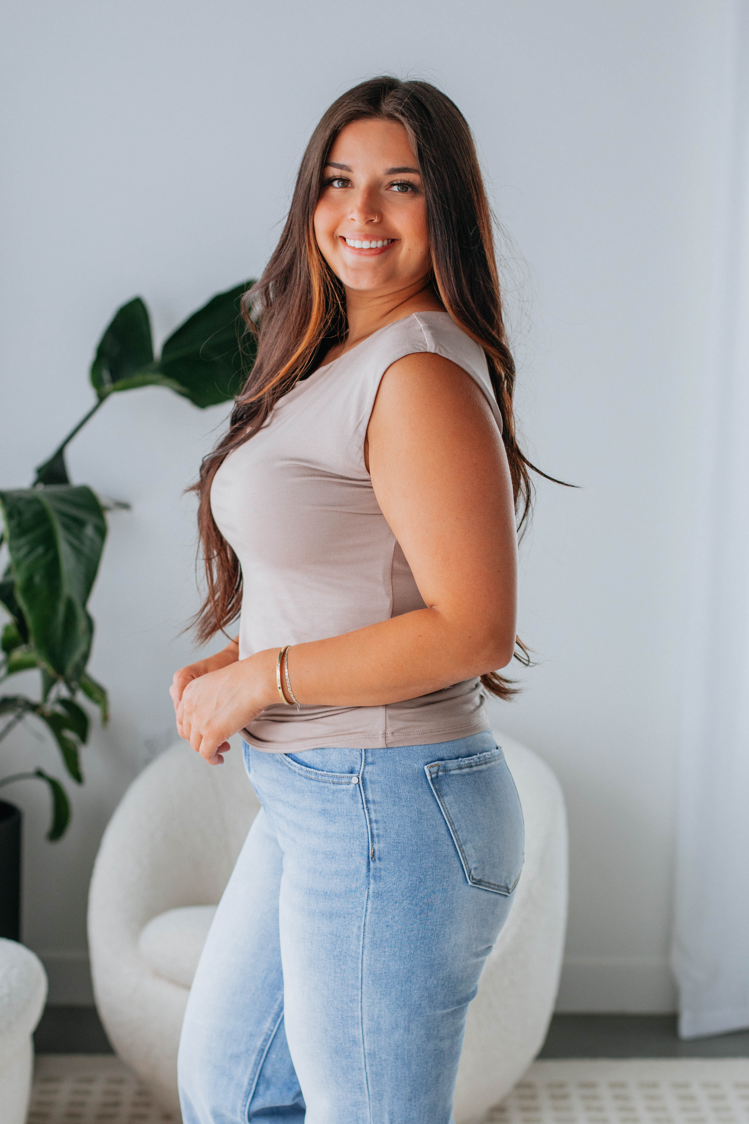 Going Out Top Latte - Stylish Women's Casual Blouse for Coffee Dates & Social Events