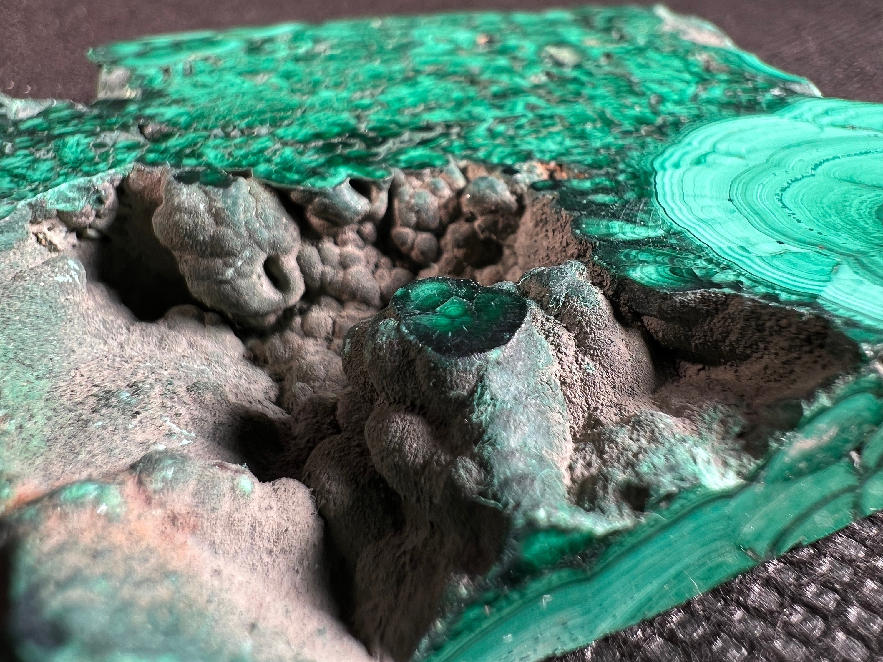 Premium MALACHITE Crystal Slab - Natural Green Malachite Stone for Jewelry Making, Unique Gift Idea & Home Decor (50406) - Perfect for DIY Crafts, Meditation Space & Luxury Interior Design