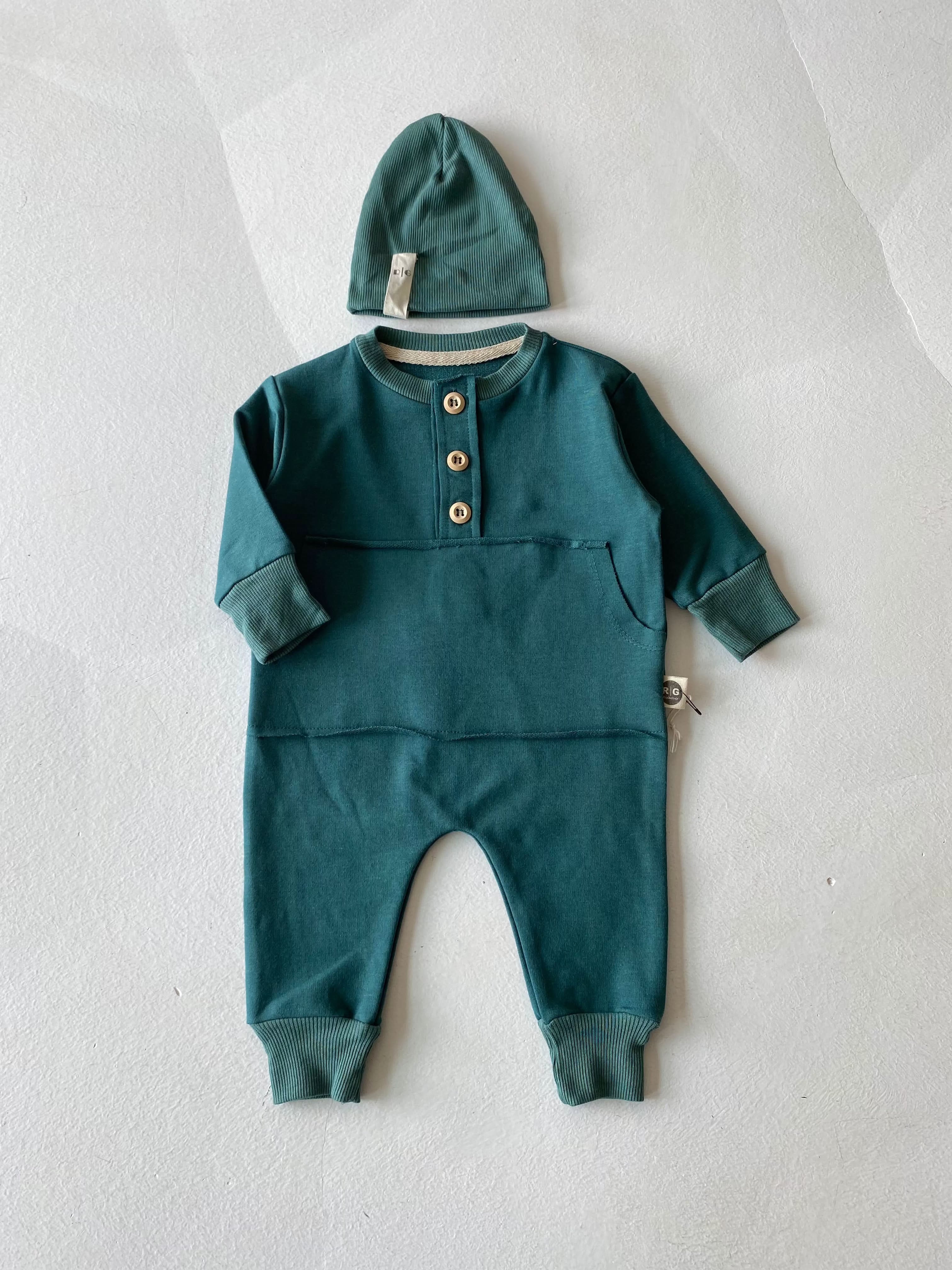 Baby Front Pocket Kangaroo Hooded Romper & Beanie 2-Piece Set - Soft & Cozy Outfit for Newborns, Infants - Perfect for Playtime, Photo Shoots & Gifts