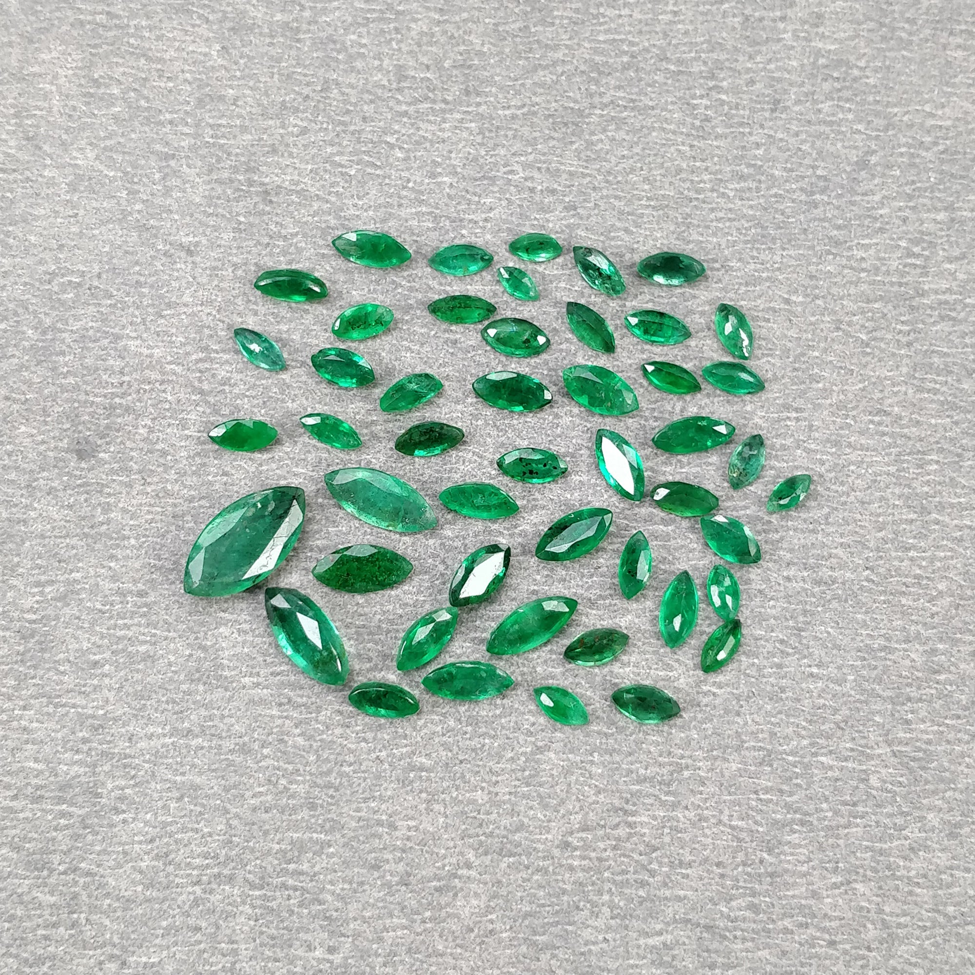 Natural Untreated 5.50cts Green Emerald Gemstone Marquise Cut (3x1.5mm to 9x4.5mm) - 48pcs for Jewelry Making, Engagement Rings & DIY Crafts