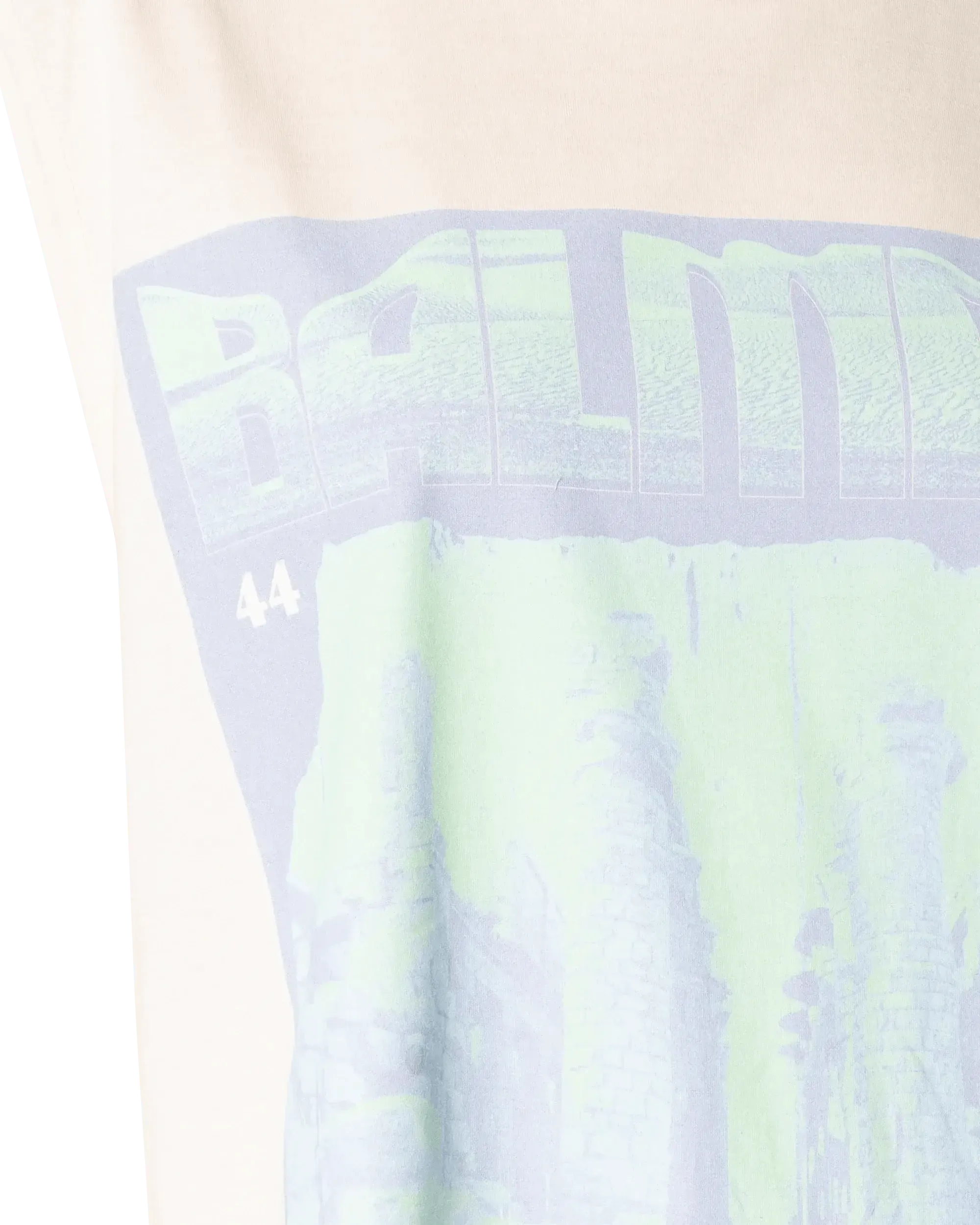 Stylish Long Sleeve Graphic Print T-Shirt for Men & Women | Trendy Casual Wear for Everyday Outfits, Street Fashion & Layering