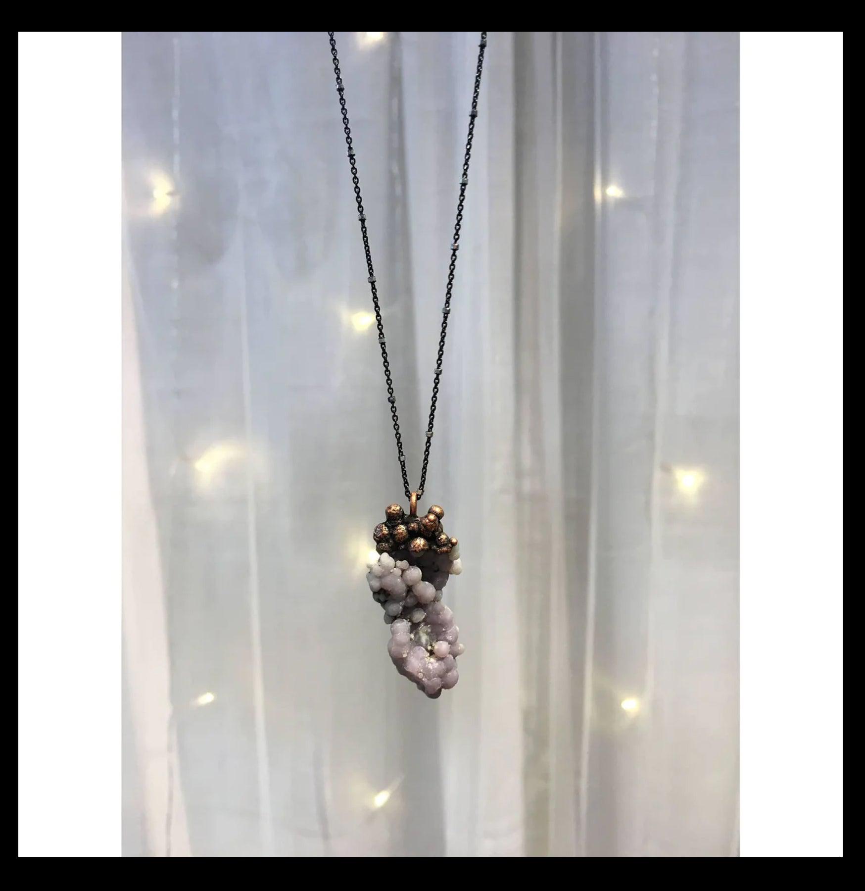 Handmade Copper Grape Agate Pendant Necklace - Natural Stone Jewelry for Women - Perfect for Boho Style, Gift Giving & Spiritual Healing