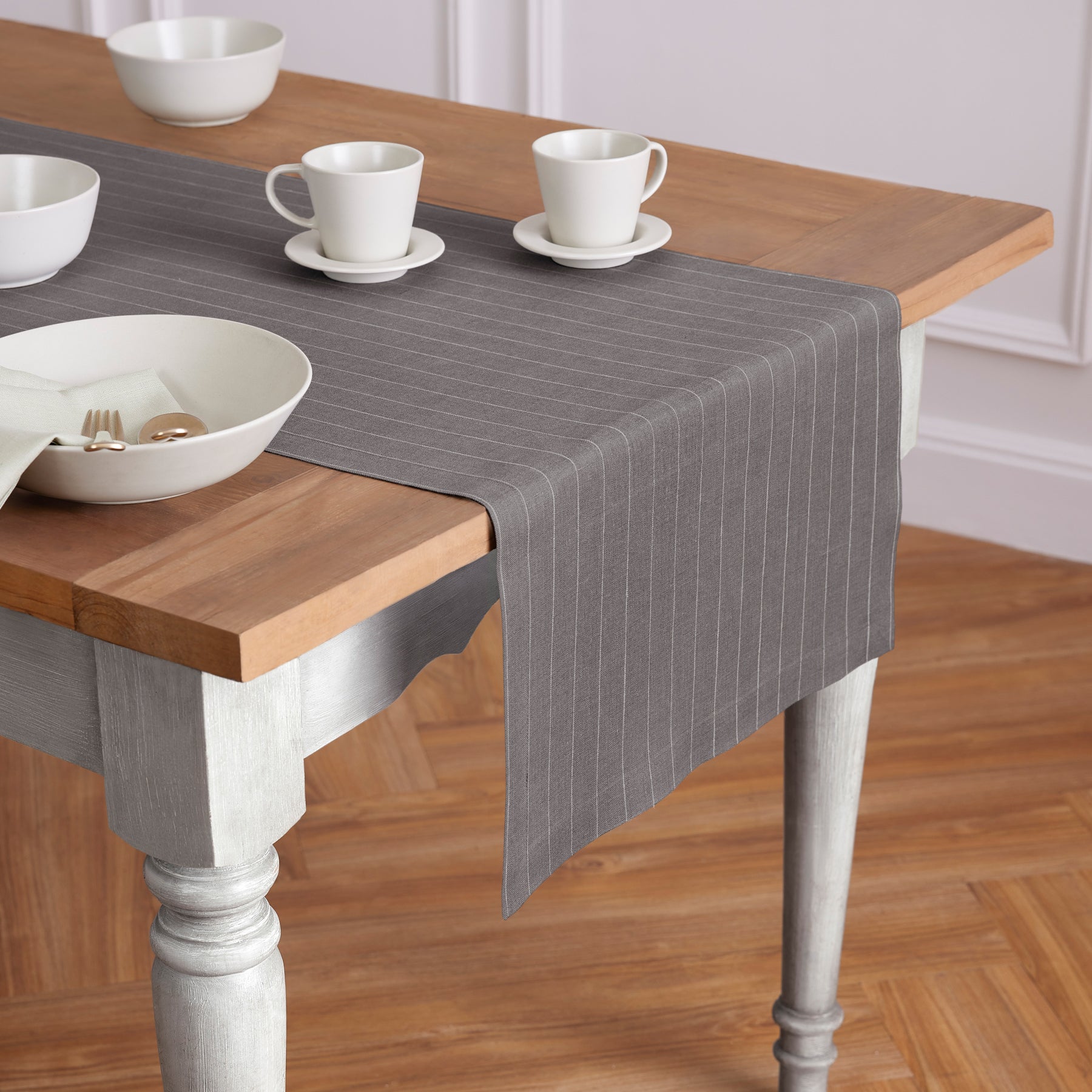 Elegant Pinstripe Table Runner - 16 Inch & 18 Inch Wide Options for Dining Table Decor | Perfect for Weddings, Parties & Holiday Tablescapes