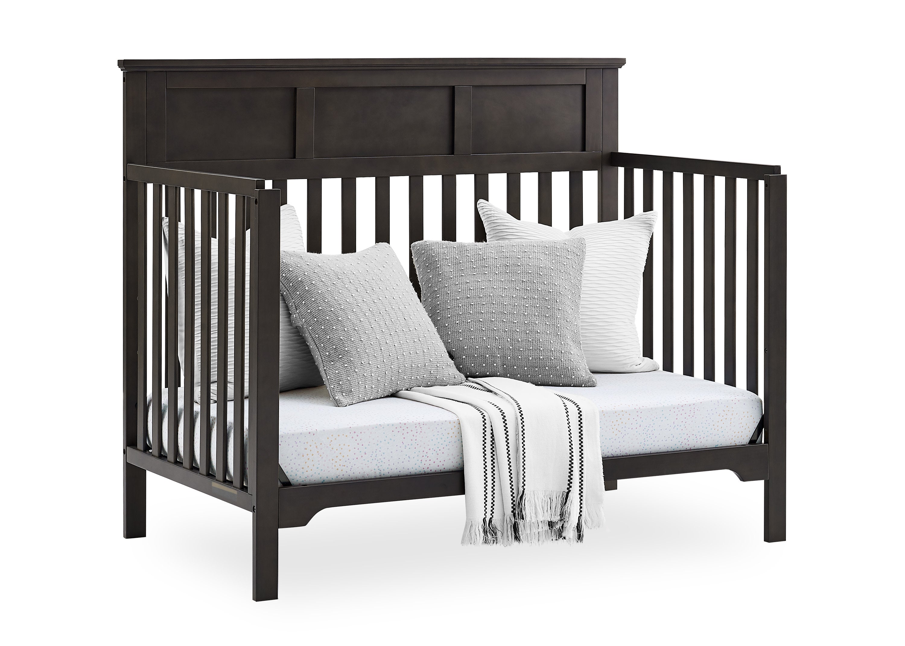 Sweet Beginnings Hart Flat Top 6-in-1 Convertible Crib - Baby Nursery Bed Converts to Toddler Bed, Daybed & Full Size Bed | Safe & Stylish for Newborns to Teens | Perfect for Nurseries, Bedrooms & Guest Rooms