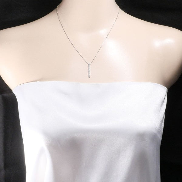 18K White Gold Diamond Necklace for Women - Elegant Pendant Jewelry for Weddings, Anniversaries & Special Occasions