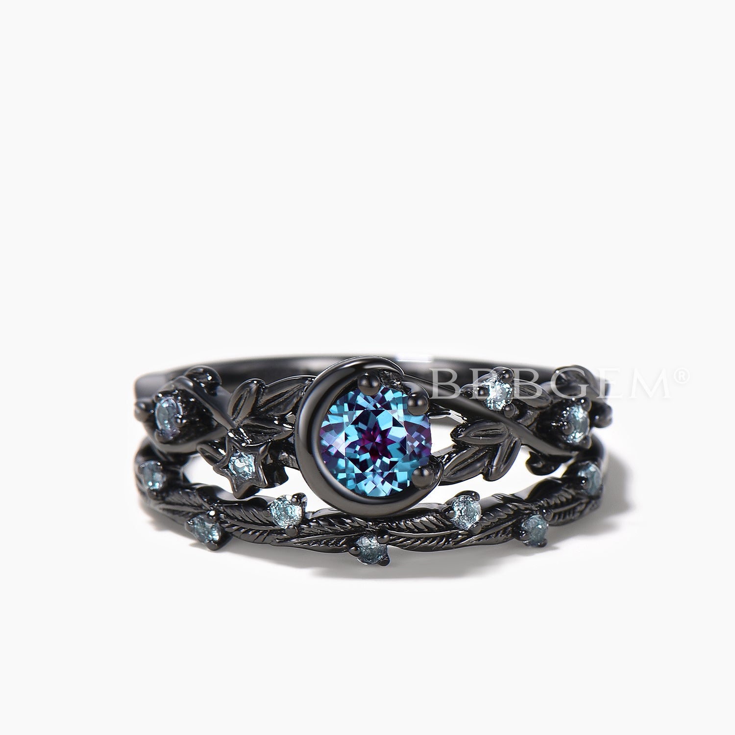 Natural Alexandrite Wedding Ring Set - Round Cut Color Changing Gemstone for Brides & Engagement - Perfect for Proposals, Anniversaries & Romantic Occasions