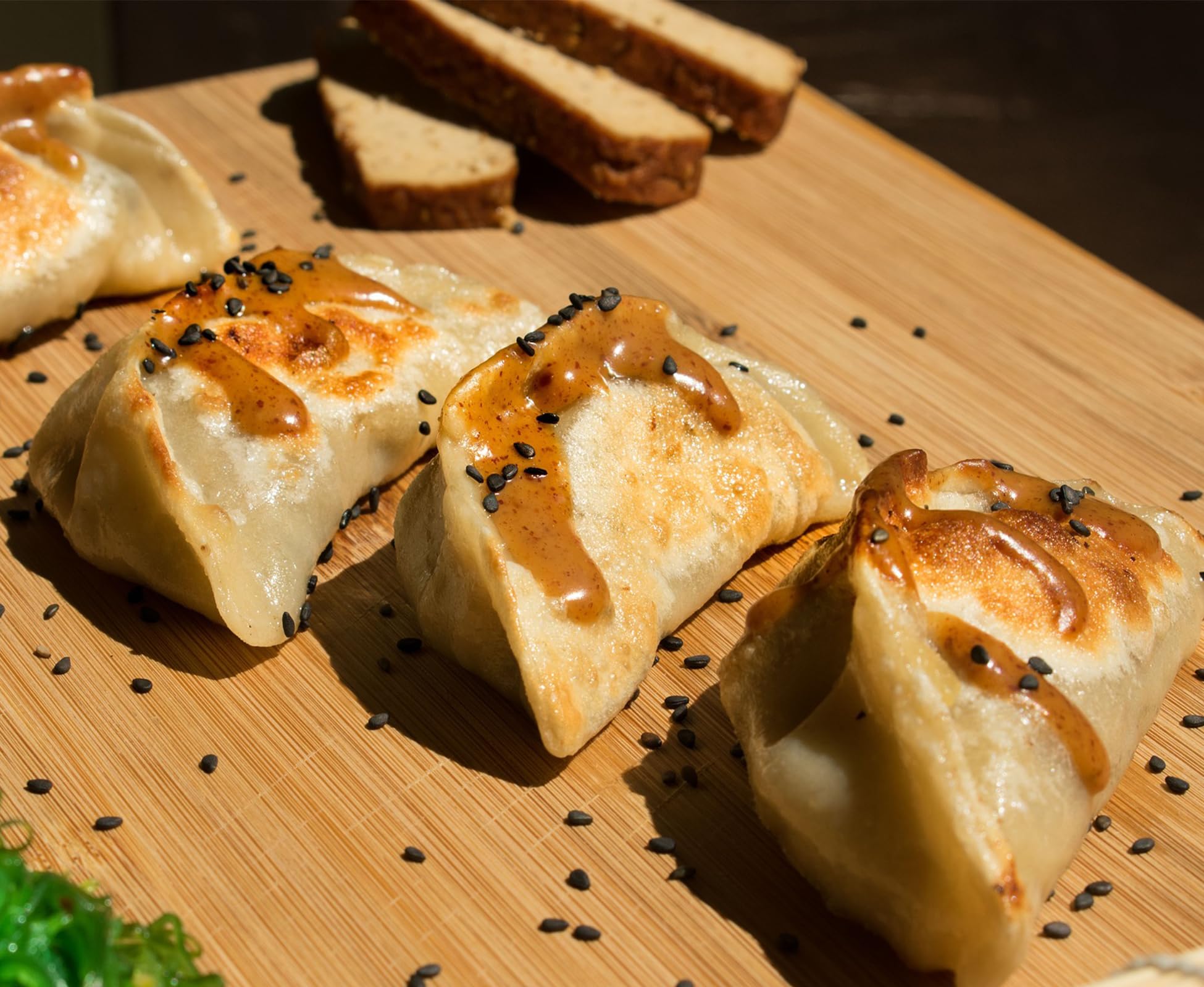 3-in-1 Dumpling Maker Press - Empanada, Ravioli & Pierogi Sealer with 3 Sizes (4.1