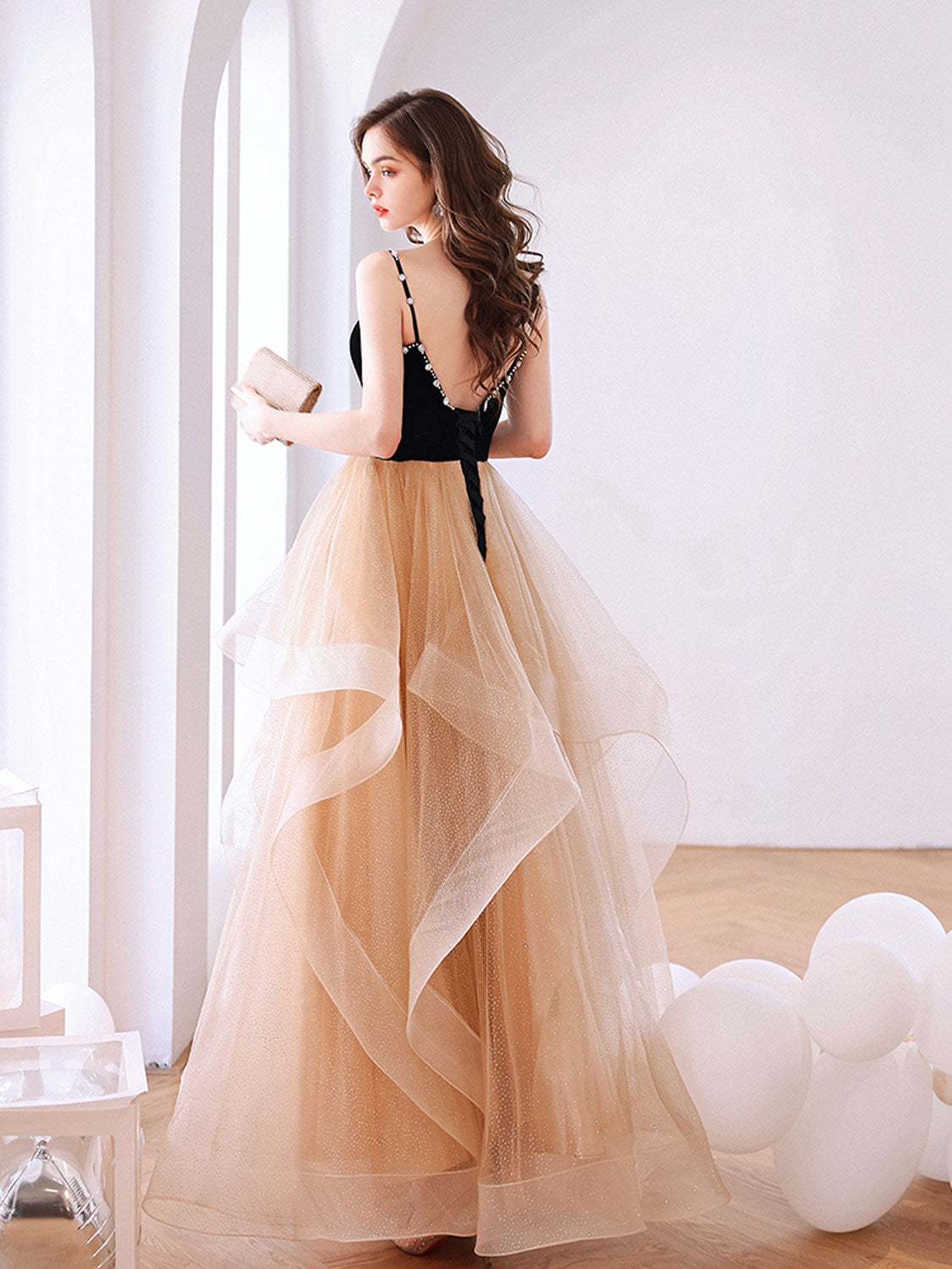 Elegant Champagne Tulle Long Prom Dress & Formal Graduation Gown - Perfect for Homecoming, Quinceañera, and Evening Galas
