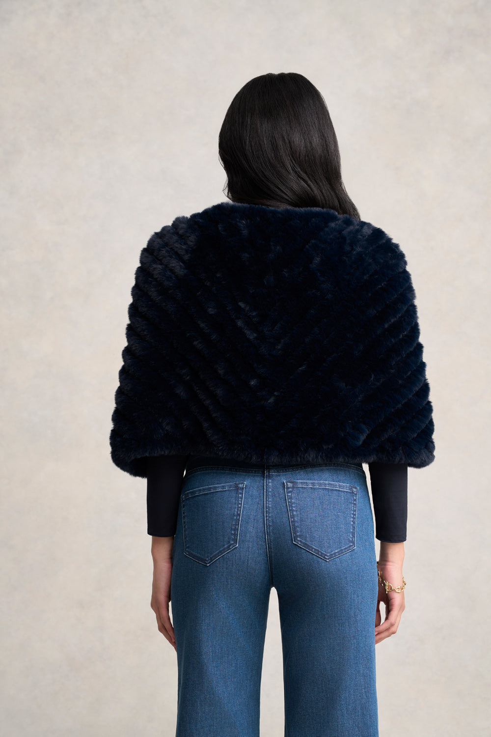 Luxury Faux Fur Capelet Shawl - Soft Warm Winter Wrap for Women - Elegant Ink Black - Perfect for Parties, Weddings & Evening Events