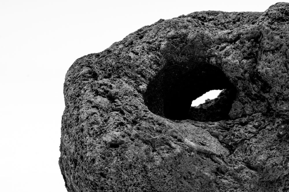 Premium Black Lava Rock Cave for Aquarium - Natural Hideout for Fish, Shrimp & Reptiles - Perfect for Terrariums, Fish Tanks & Reptile Habitats