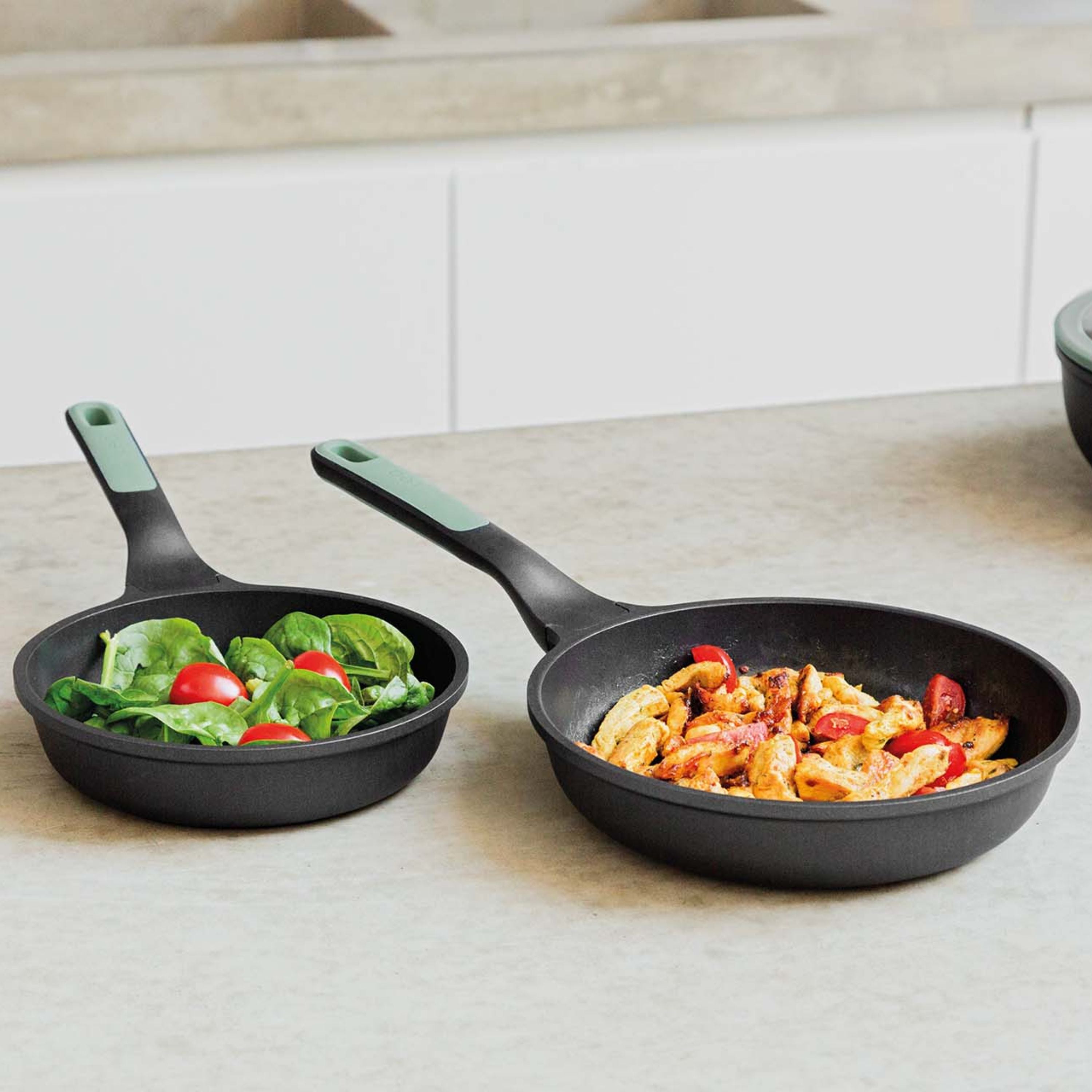 BergHOFF Forest Non-Stick Cast Aluminum Frying Pan 8 Inch - Professional Cookware for Healthy Cooking, Perfect for Sautéing, Frying & Omelets in Home Kitchens