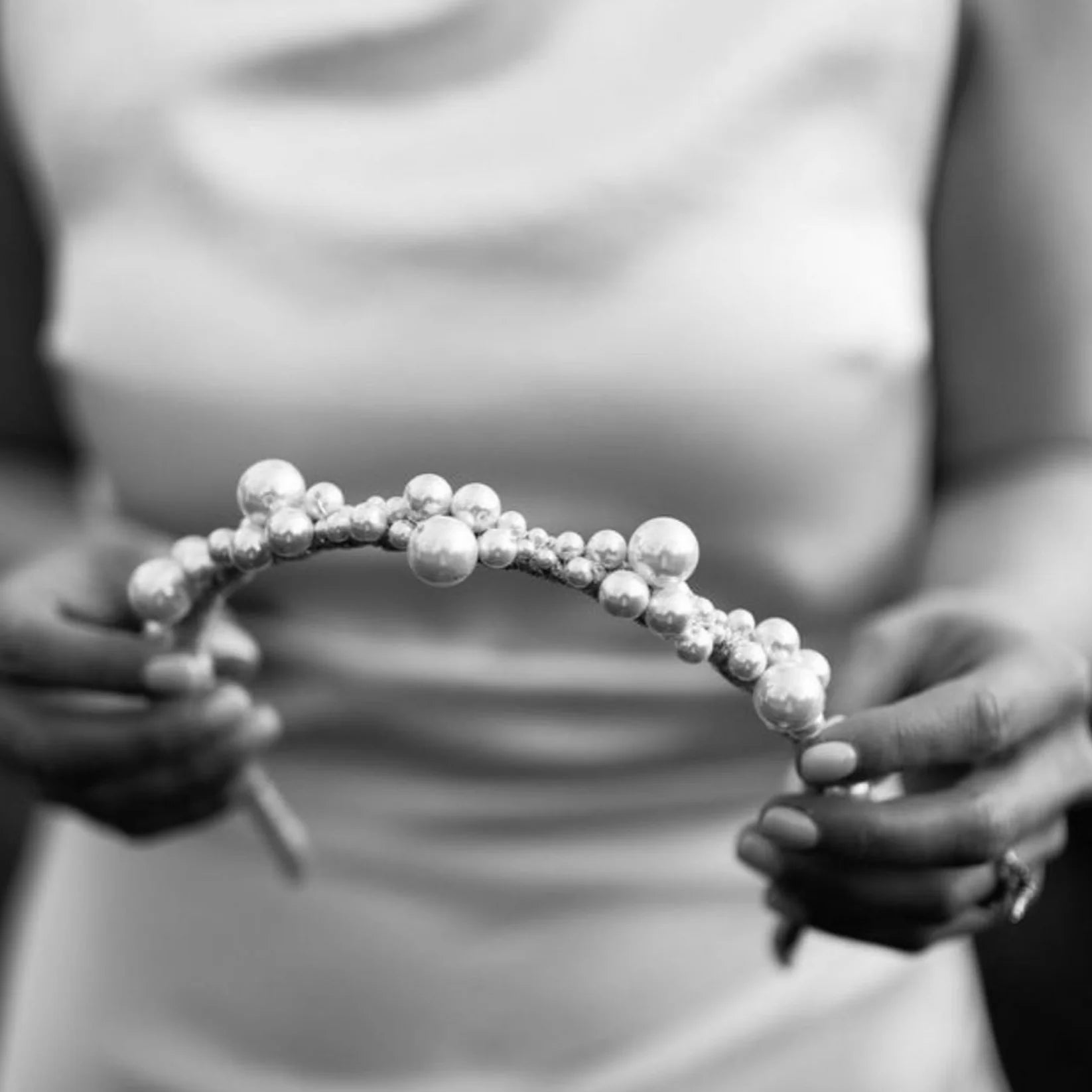 A'el Este Charlotte Bridal Pearl Headband Rose Gold - Elegant Wedding Hair Accessory for Brides, Bridesmaids & Special Occasions