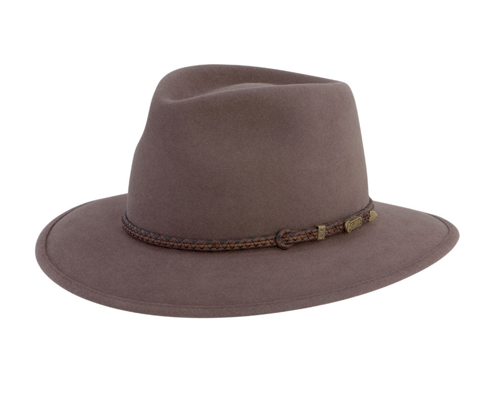 Akubra 'Traveller' Regency Fawn Felt Outback Hat for Men & Women - Perfect for Bushwalking, Camping and Outdoor Adventures