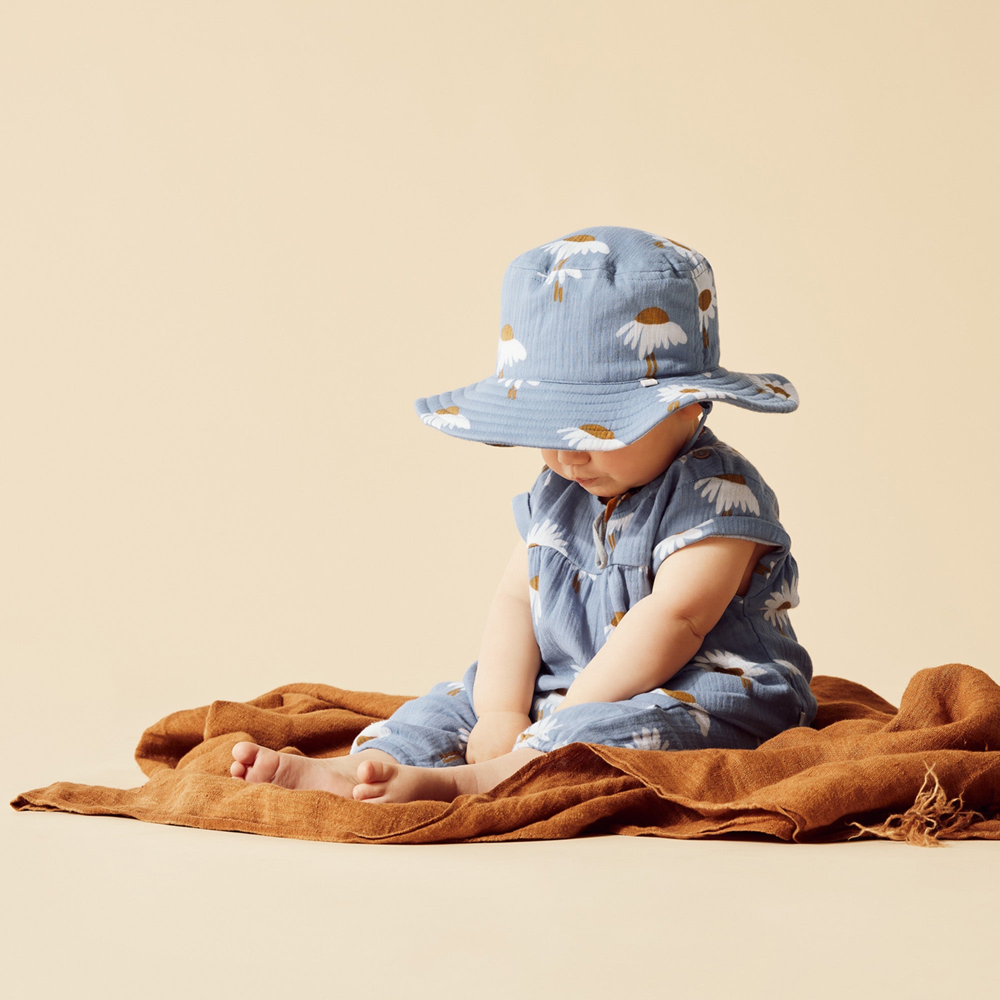 Stylish Daisy Floral Organic Cotton Crinkle Sun Hat for Women - Perfect for Beach, Garden & Summer Outdoor Activities