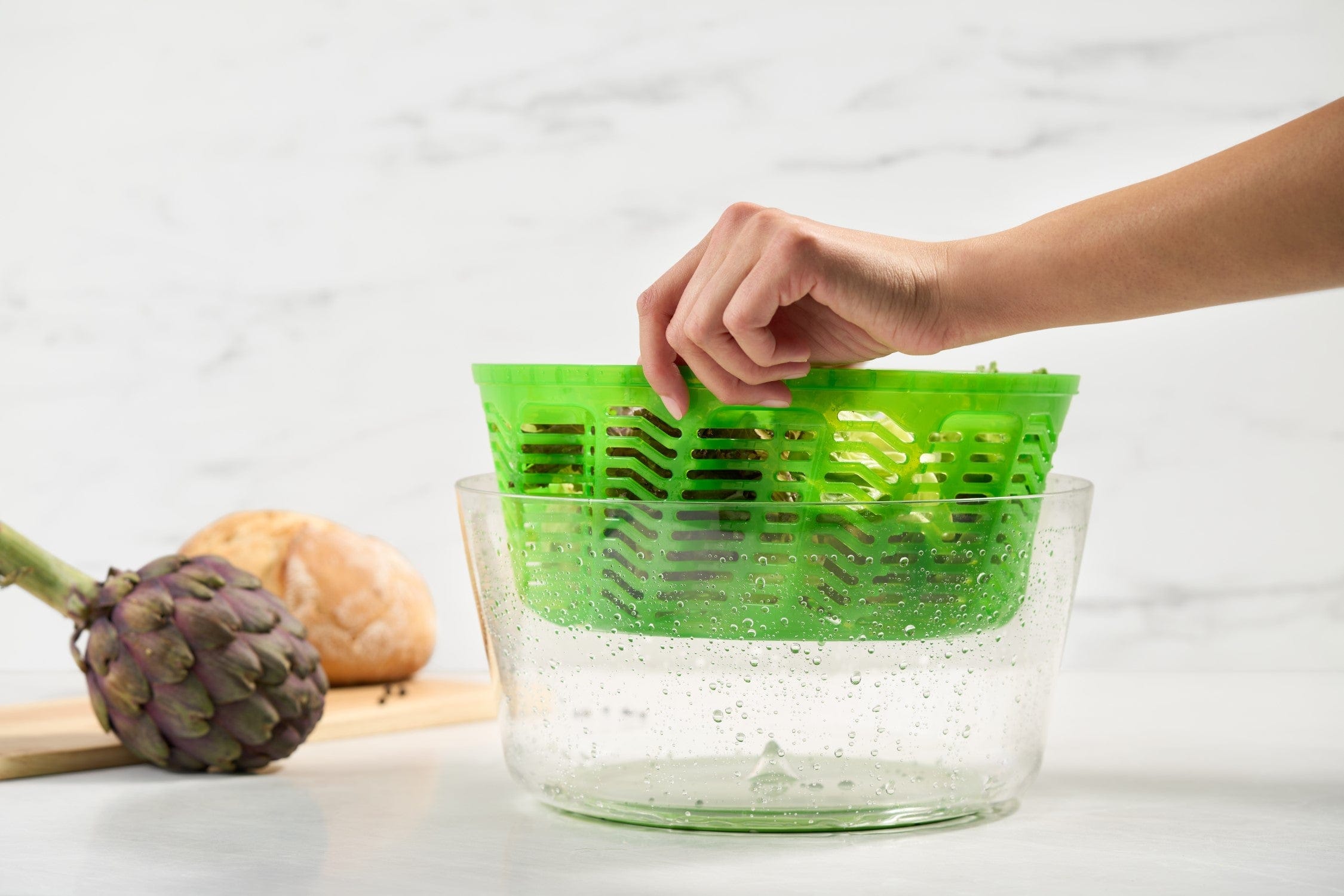 Zyliss Swift Dry Large Salad Spinner - Premium Kitchen Gadget for Fresh Greens, Herbs & Vegetables | Perfect for Meal Prep, Healthy Eating & Quick Drying