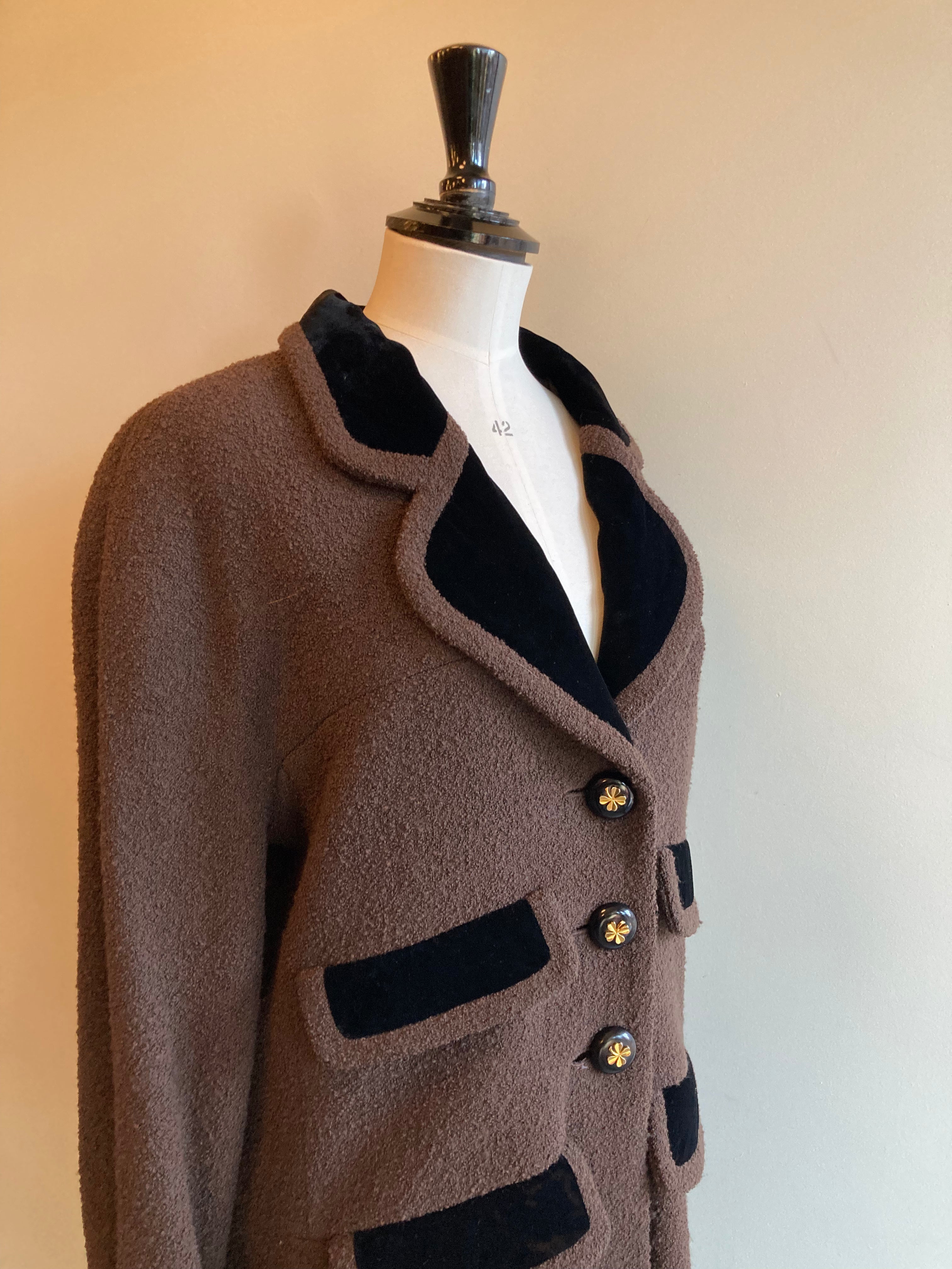 Vintage Boucle Coat for Women - Elegant Wool Blend Winter Jacket with Notched Lapel | Perfect for Office, Parties & Cold Weather Outfits