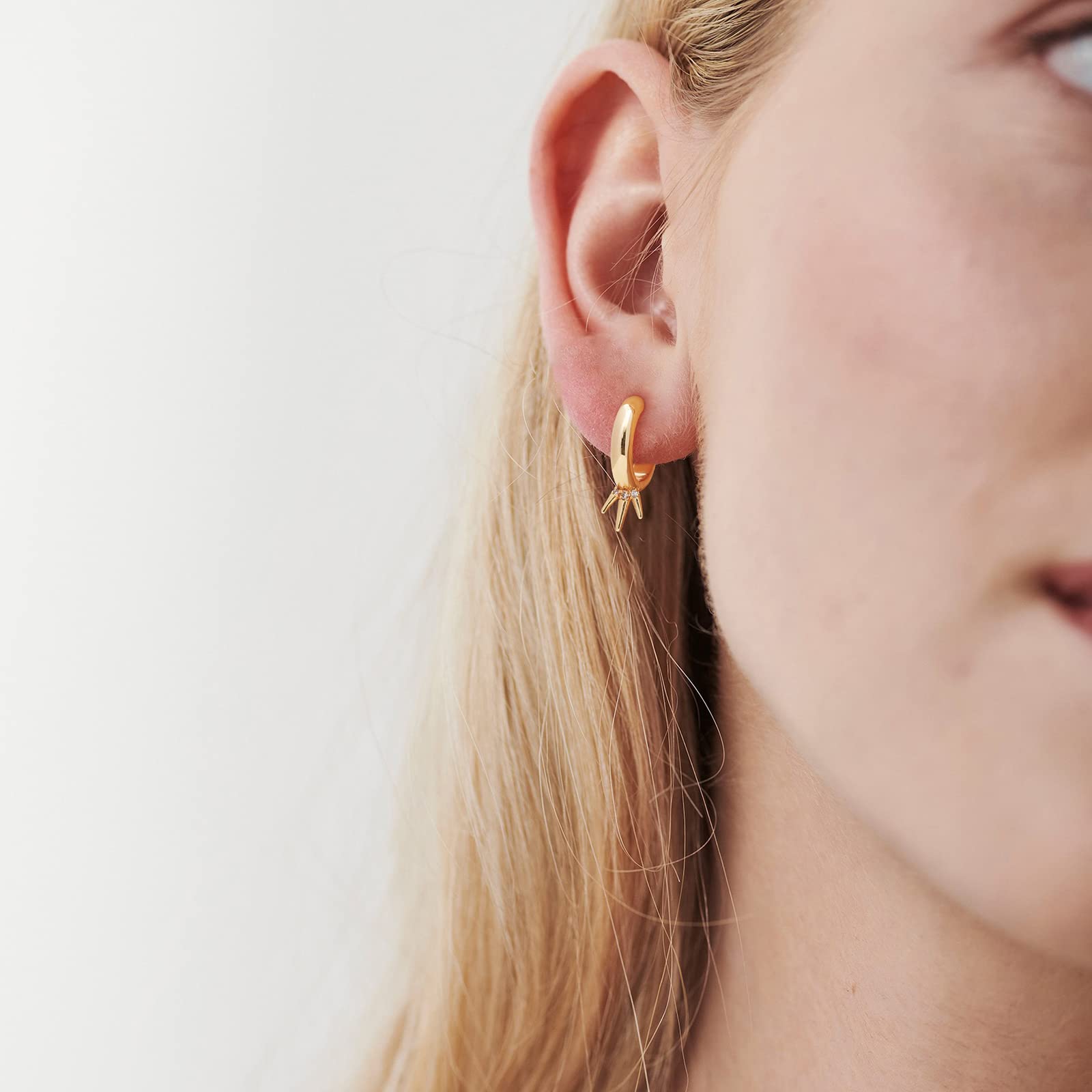 14K Gold Plated Chunky Hoop Earrings for Women - Hypoallergenic Huggie Hoops, Polished Gold Jewelry Gift for Everyday Wear & Special Occasions