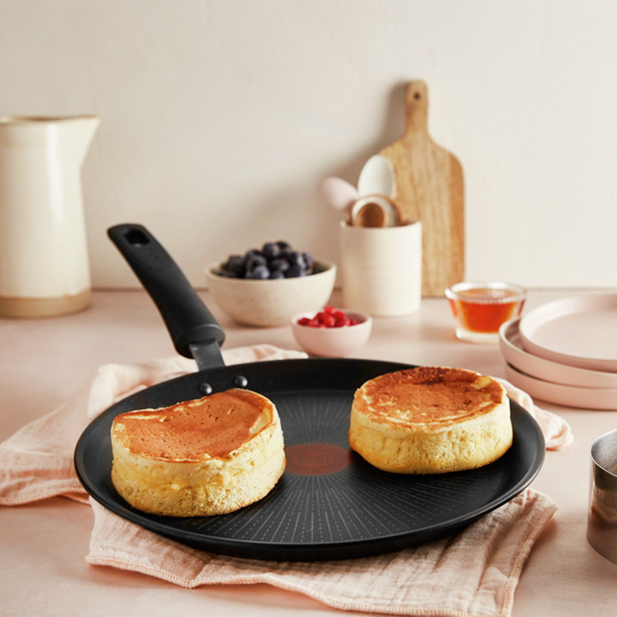 Tefal Unlimited Non-Stick Induction Crepe Pan 32cm - Professional French Pancake Maker for Home & Restaurant Use - Perfect for Crepes, Omelets, and More