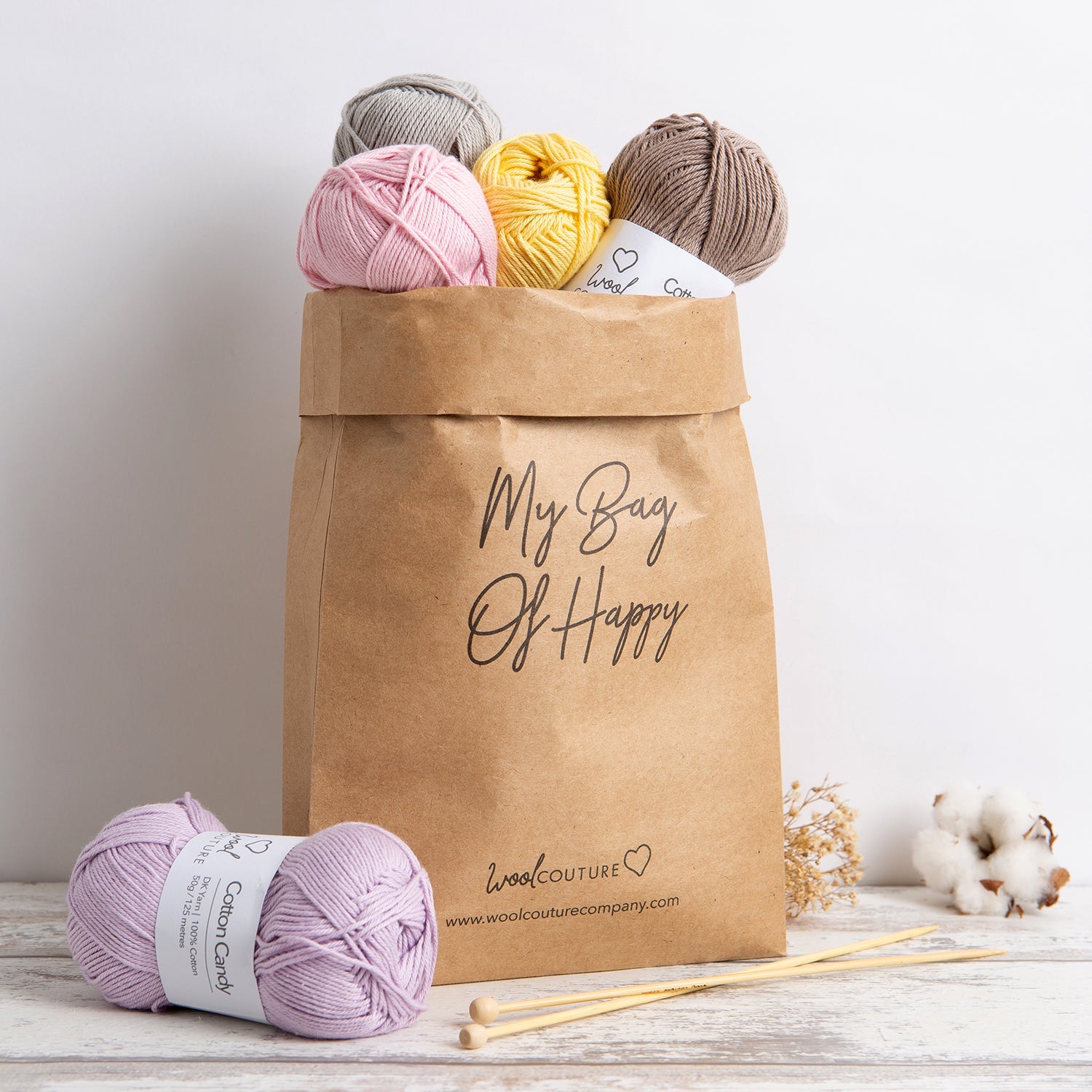 Striped Neckerchief Knitting Kit for Beginners - DIY Knitting Scarf Project with Yarn & Needles - Perfect for Gifts, Crafts & Cozy Winter Fashion Accessories