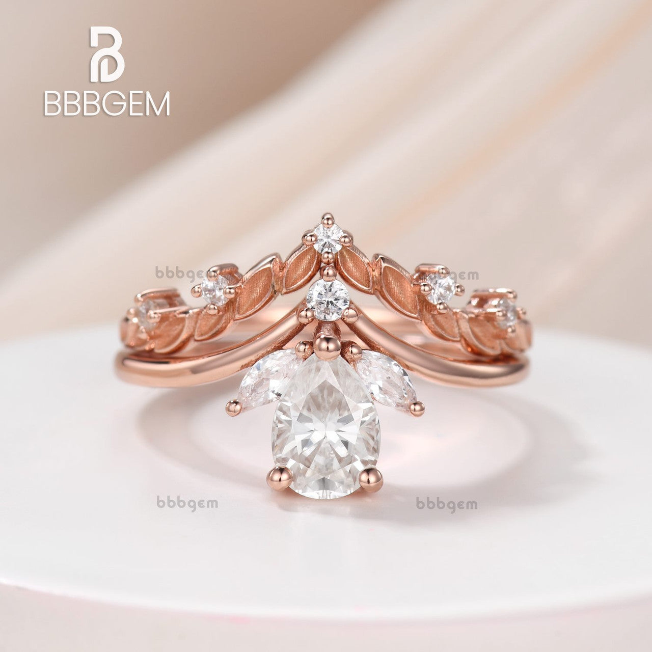 Pear & Marquise Floral Moissanite Engagement Ring Set with V-Shaped Leafy Wedding Band – Elegant Bridal Jewelry for Proposals, Anniversaries & Special Occasions