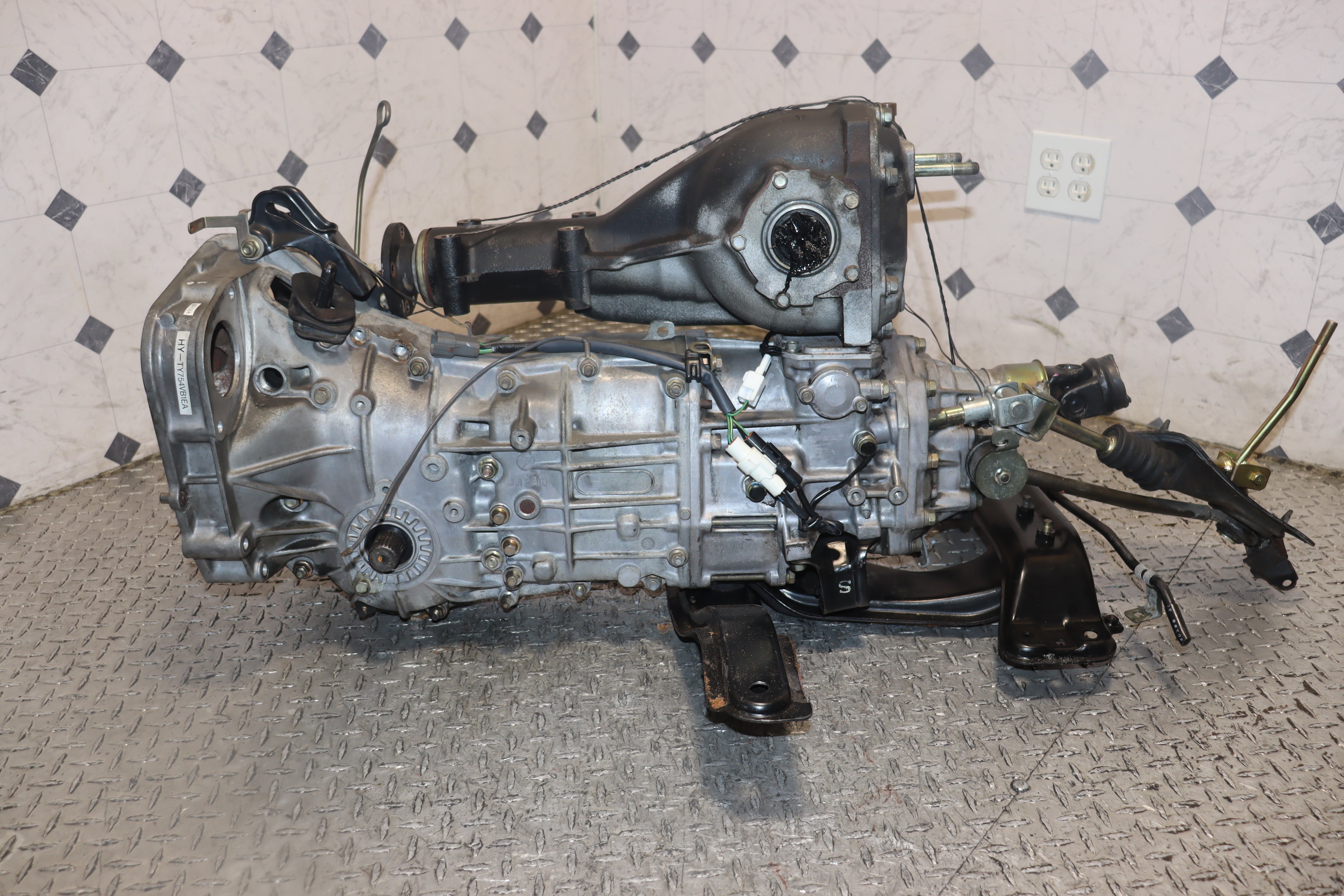 JDM 1999-2002 Subaru Impreza WRX GC8 STI Version V Type RA Limited EJ207 Engine & SPD Manual Transmission with Differential - High Performance Parts for Racing and Car Enthusiasts