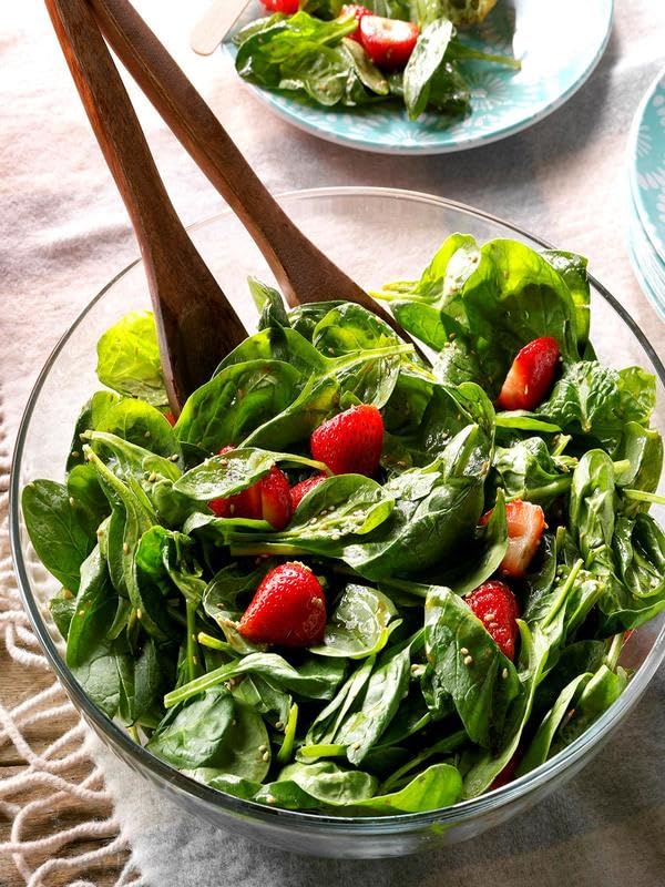 Noble Giant Spinach Seeds - 200+ Count - Non-GMO Heirloom, Slow Bolting, Cold Hardy for 2025 Planting | Perfect for Home Garden, Patio Farm & Healthy Green Leaf Salad | Grow Fresh Vegetables Year-Round
