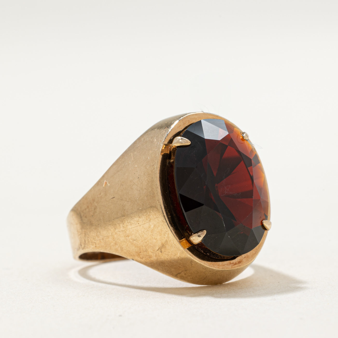 Vintage 1972 Birmingham 9K Gold Garnet Cocktail Ring - 4.00 Carat Oval Cut Gemstone - Size 6.75 - Elegant Statement Jewelry for Evening Parties & Special Occasions