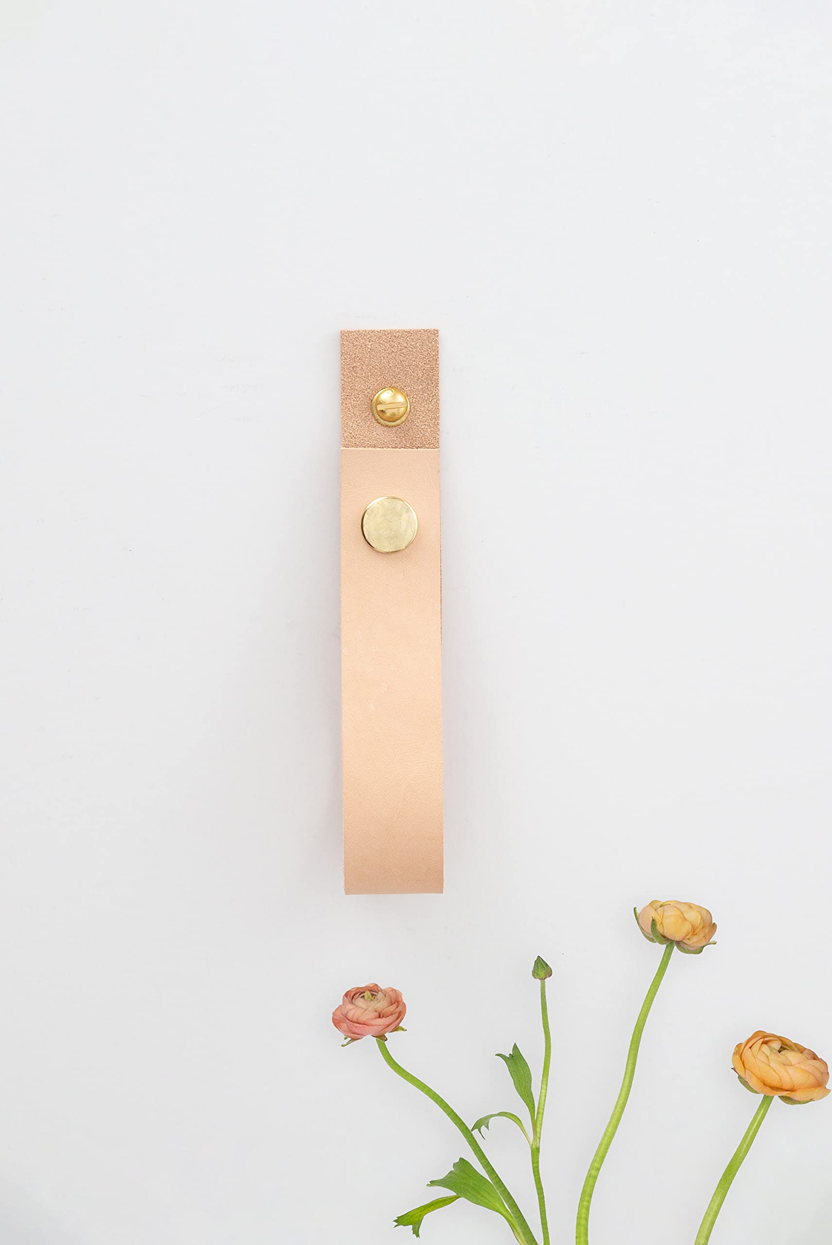 KEYAIIRA - Leather Wall Hanger with Snap Closure - Functional Entryway Organizer, Bathroom Towel Hook & Boho Jewelry Holder - Perfect for Home Decor, Farmhouse Style, and Small Space Organization