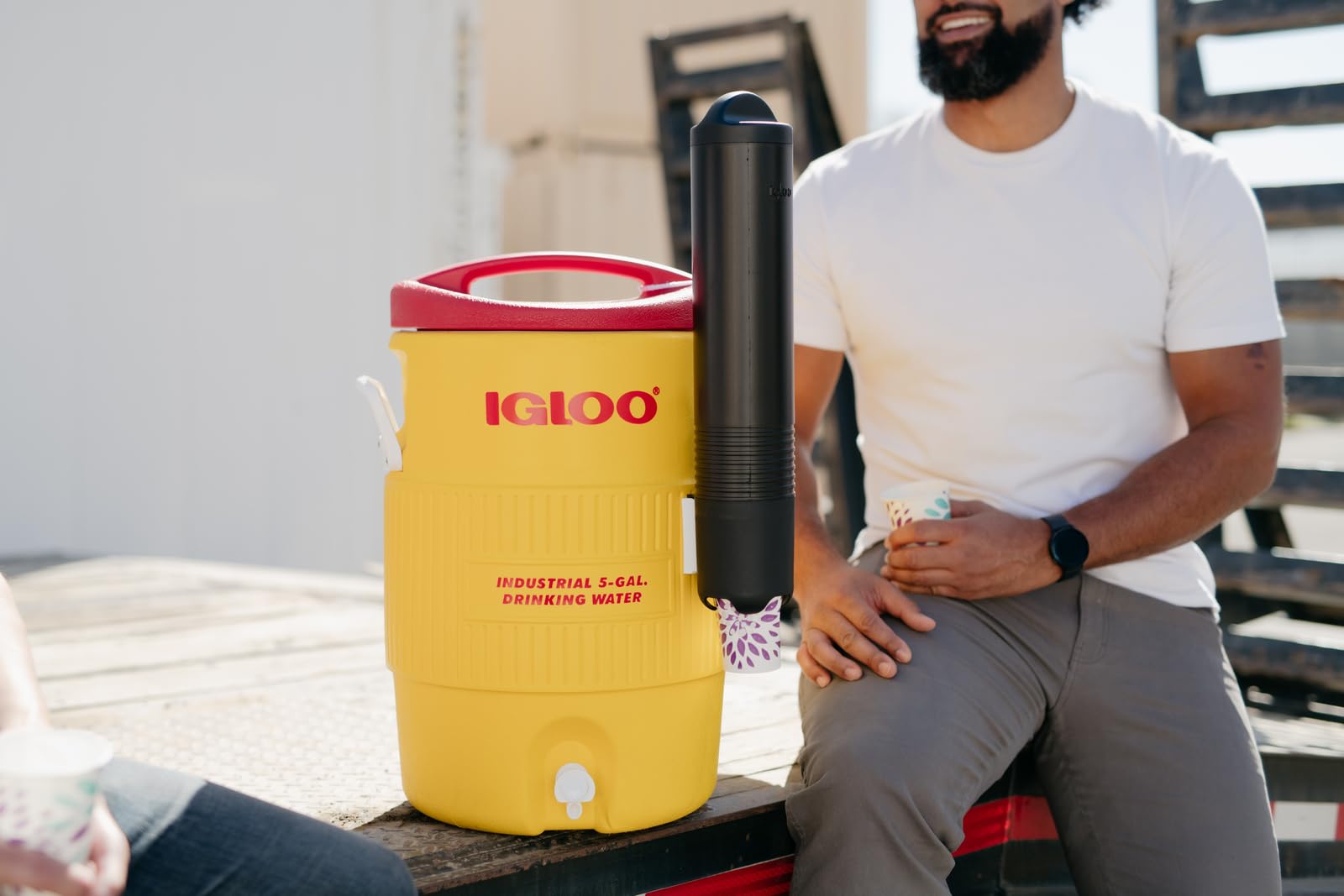 Igloo 5 & 10 Gallon Insulated Water Cooler with Spout - Portable Beverage Dispenser for Sports, Camping & Outdoor Events - Handwashing Station for Parties, Picnics & Tailgating