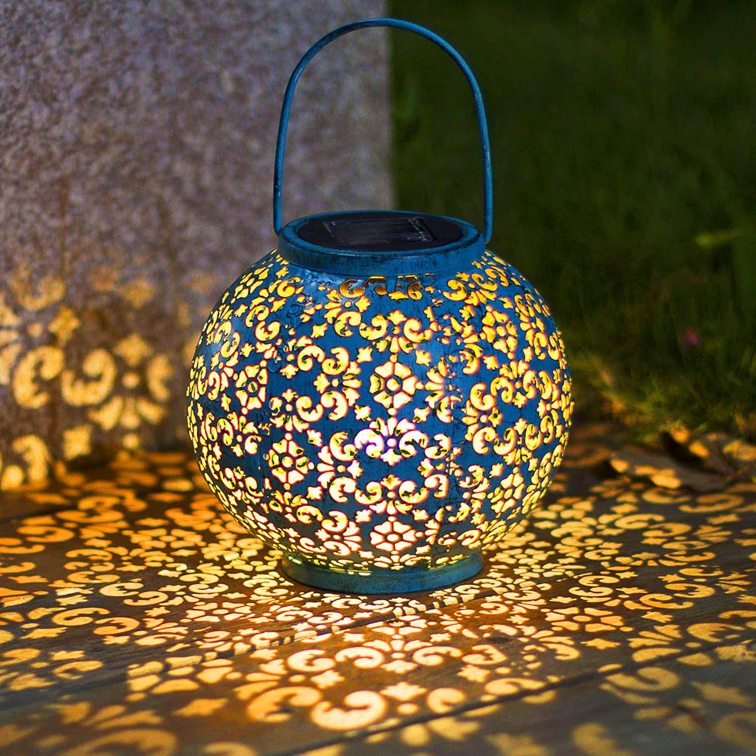 Solar Powered LED Hanging Lantern - Waterproof Metal Outdoor Garden Lights for Patio, Yard, Deck & Porch Decoration | Weather-Resistant Table Lamp for Camping, Parties & Backyard Ambiance