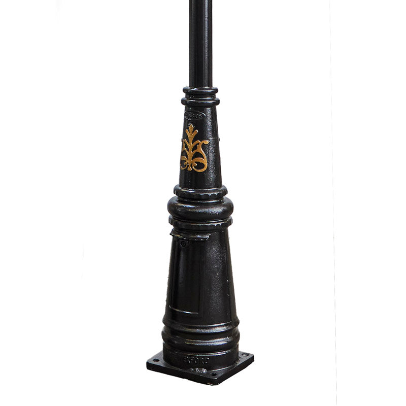 Betley 1Lt Cast Iron Lamp Post - Outdoor Garden Lighting for Pathways, Driveways & Porches