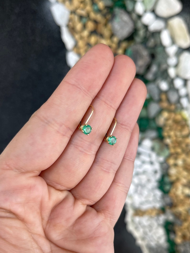 0.80tcw 14K Yellow Gold Round Emerald Leverback Earrings for Women - Dainty Green Gemstone Stud Earrings for Everyday Wear & Special Occasions