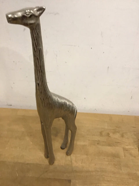 16 Silver Metal Giraffe Figurine - Elegant Animal Sculpture for Home Decor, Office Desk, Gift Idea - Perfect for Safari Theme, Baby Nursery, or Collection Display
