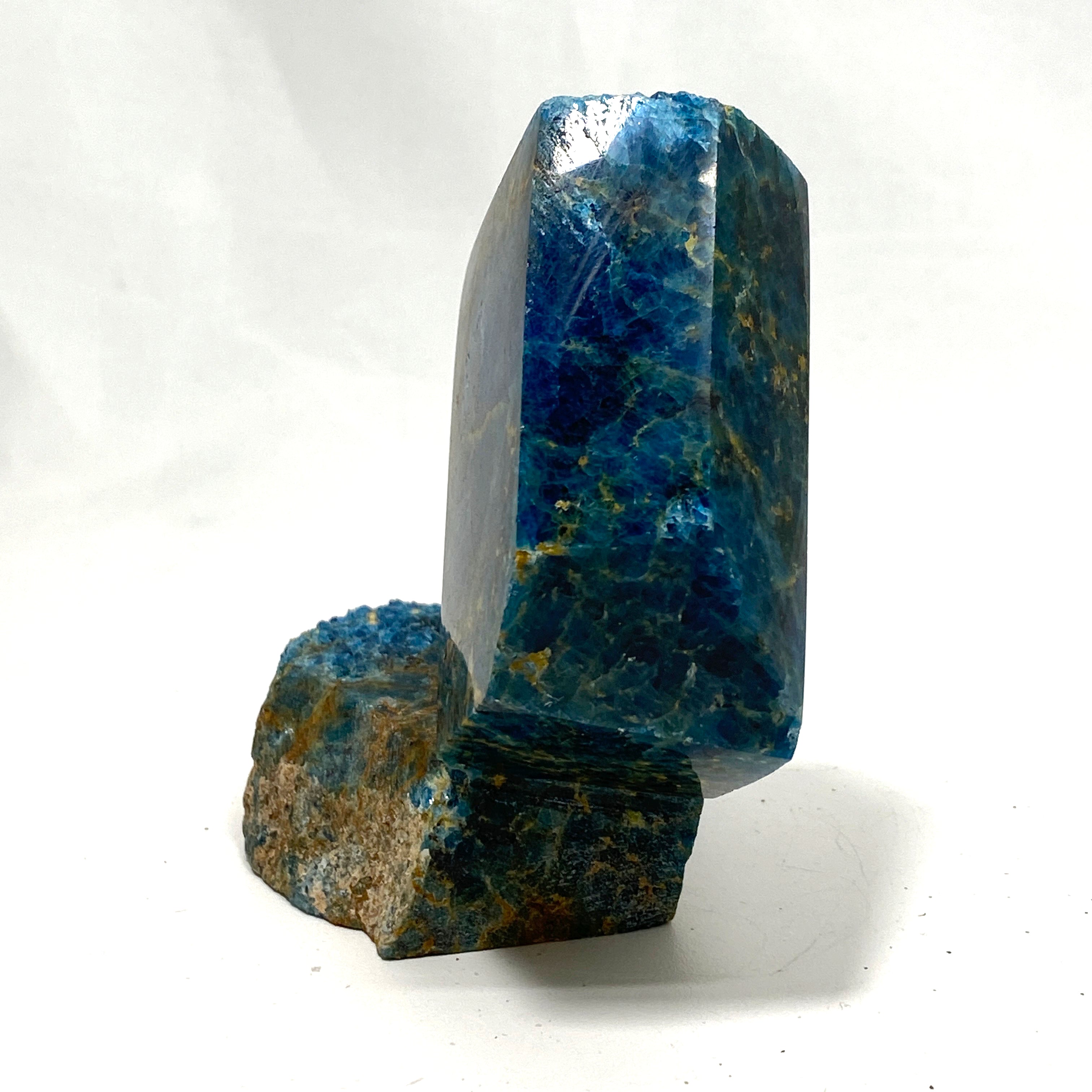 Natural Blue Apatite Freeform Stone - Healing Crystal for Meditation, Energy Work & Spiritual Growth - Perfect for Home Decor, Jewelry Making & Reiki Practice