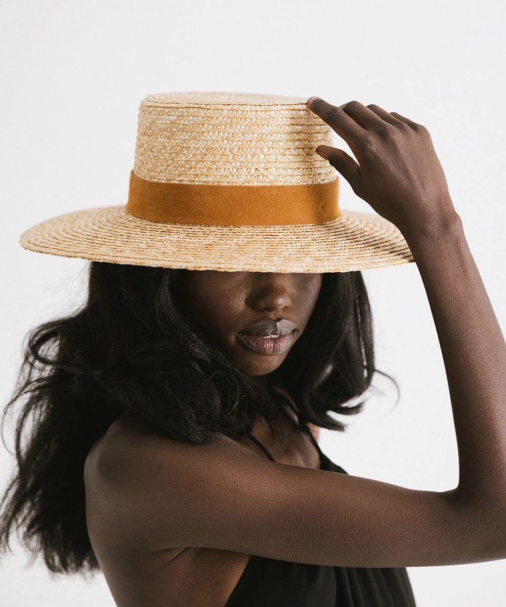 Stylish Capri Short Brim Boater Straw Hat for Women - Summer Beach Vacation, Garden Party & Outdoor Fashion Accessory