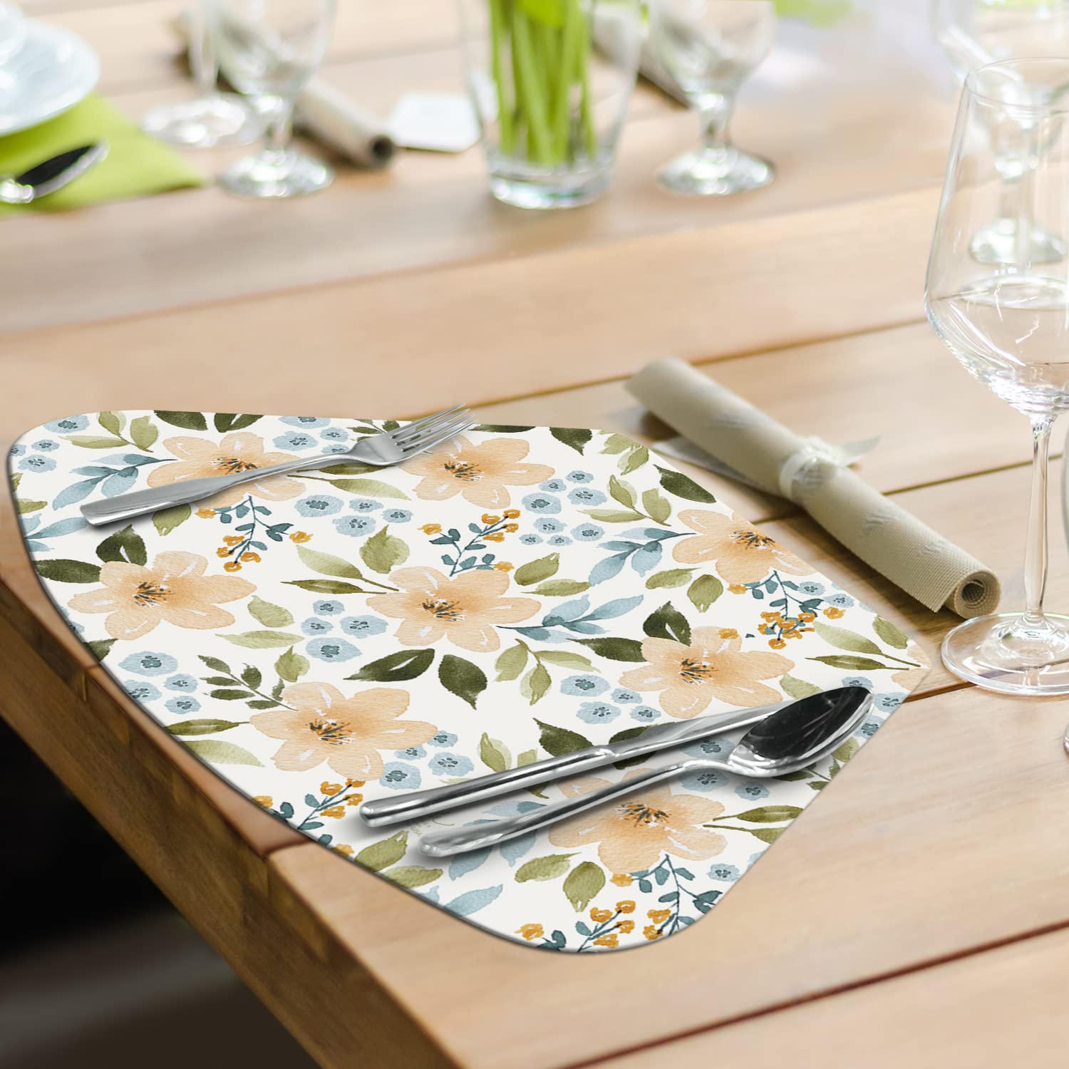 CounterArt Cascade Floral Reversible Plastic Placemats - 4 Pack, Wedge Shaped, 17.75