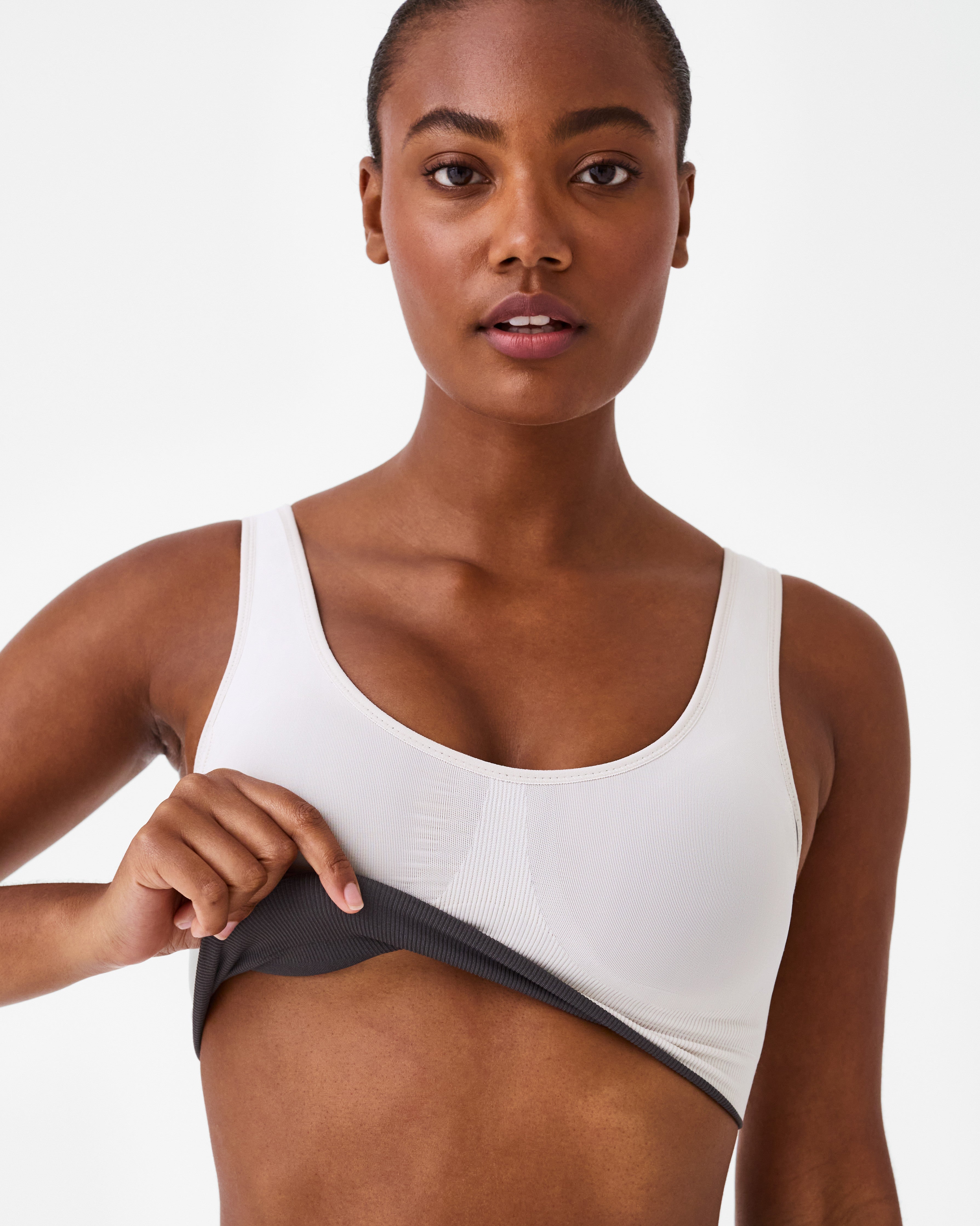 SPANX® Breast of Both Worlds® Reversible Comfort Bra - Wireless Support for Everyday Wear & Workout | Seamless T-Shirt Bra for Women
