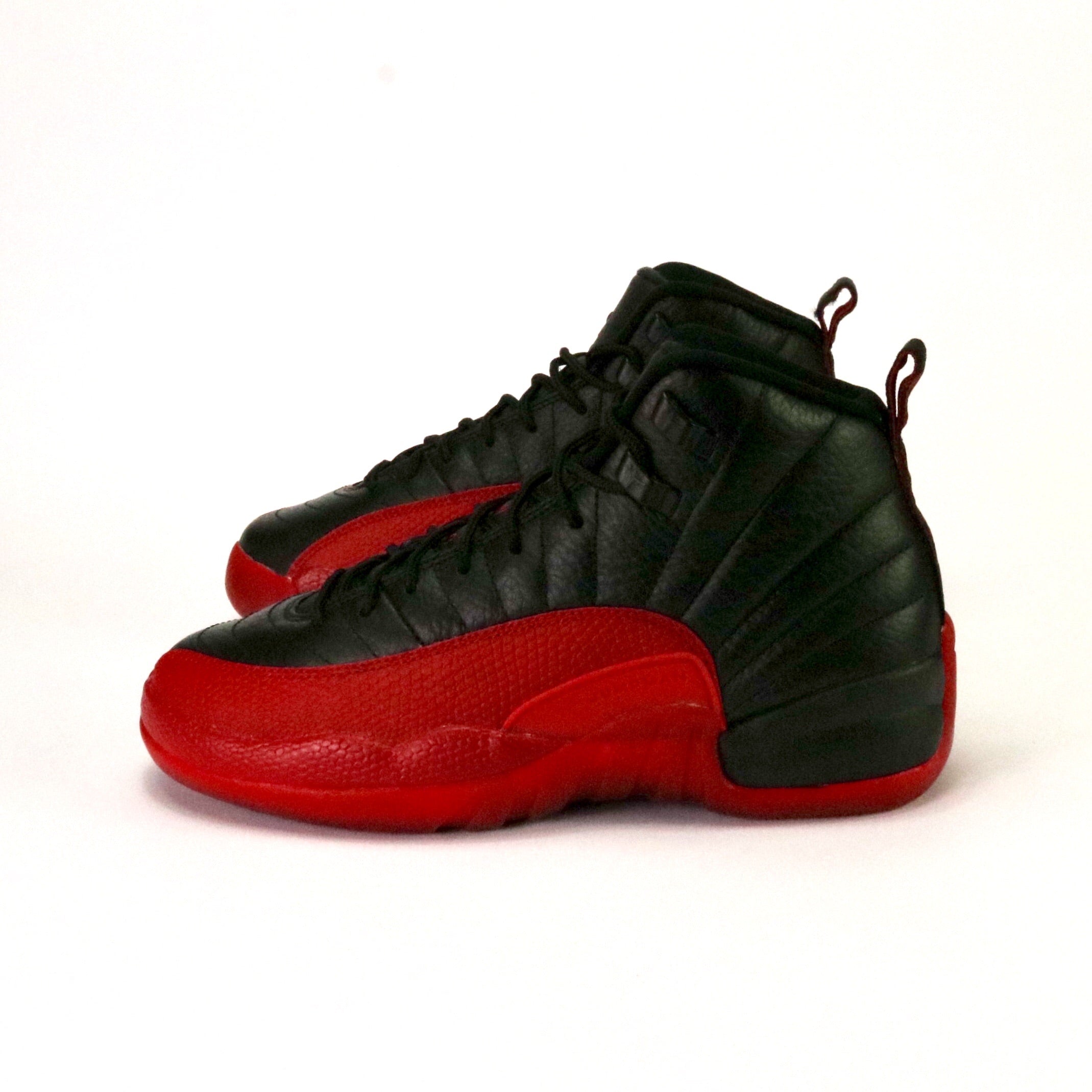 Air Jordan 12 Retro GS Basketball Shoes - Black & Varsity Red - Kids' Flu Game Sneakers for School, Sports & Streetwear Fashion