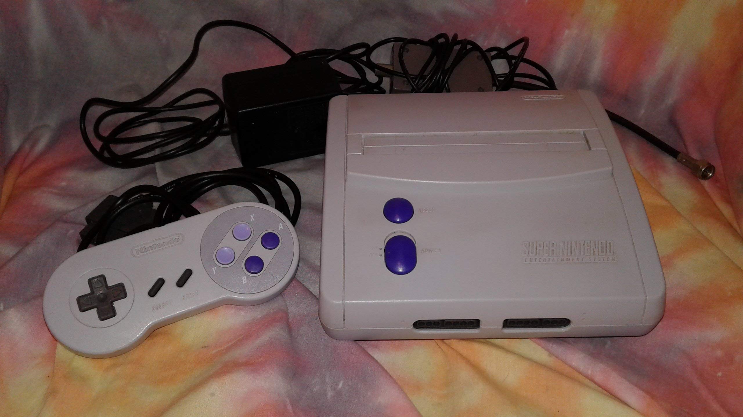 Super Nintendo NES Classic Mini Console - Renewed Retro Gaming System with 21 Pre-Loaded Games | Perfect for Home Entertainment & Nostalgic Gaming Parties